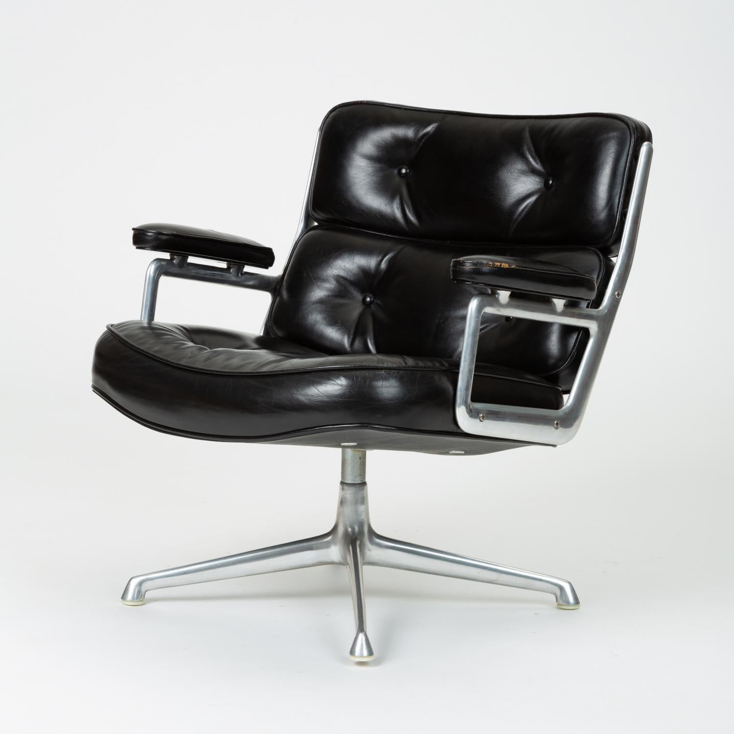 Mid-Century Modern Ray and Charles Eames Time Life Lobby Chair in Black Leather