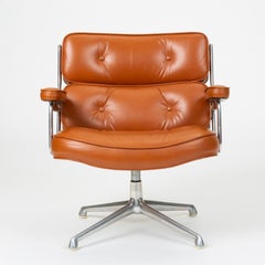Ray and Charles Eames Time Life Lobby Chair en cuir cognac