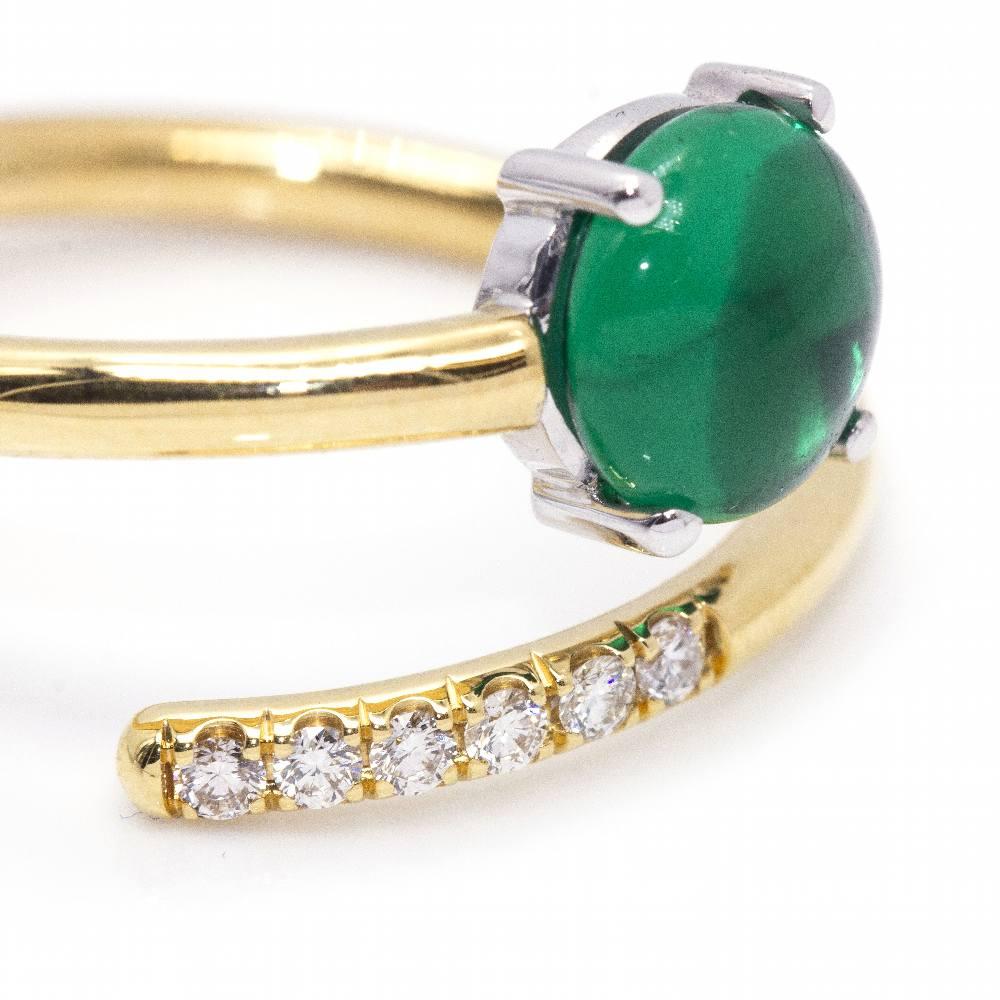 RAY Emerald and Gold Ring For Sale 1