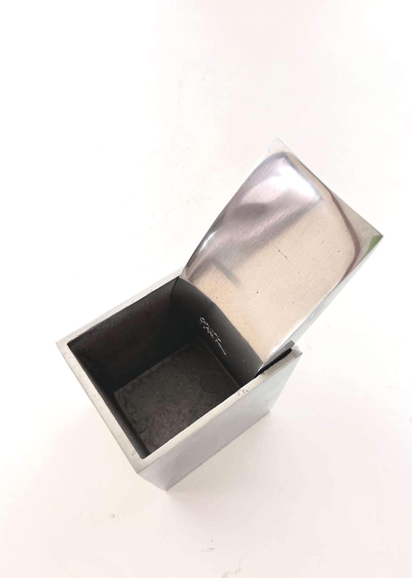 Ray Hollis ashtray by Philippe Starck, XO, 1990s For Sale 5