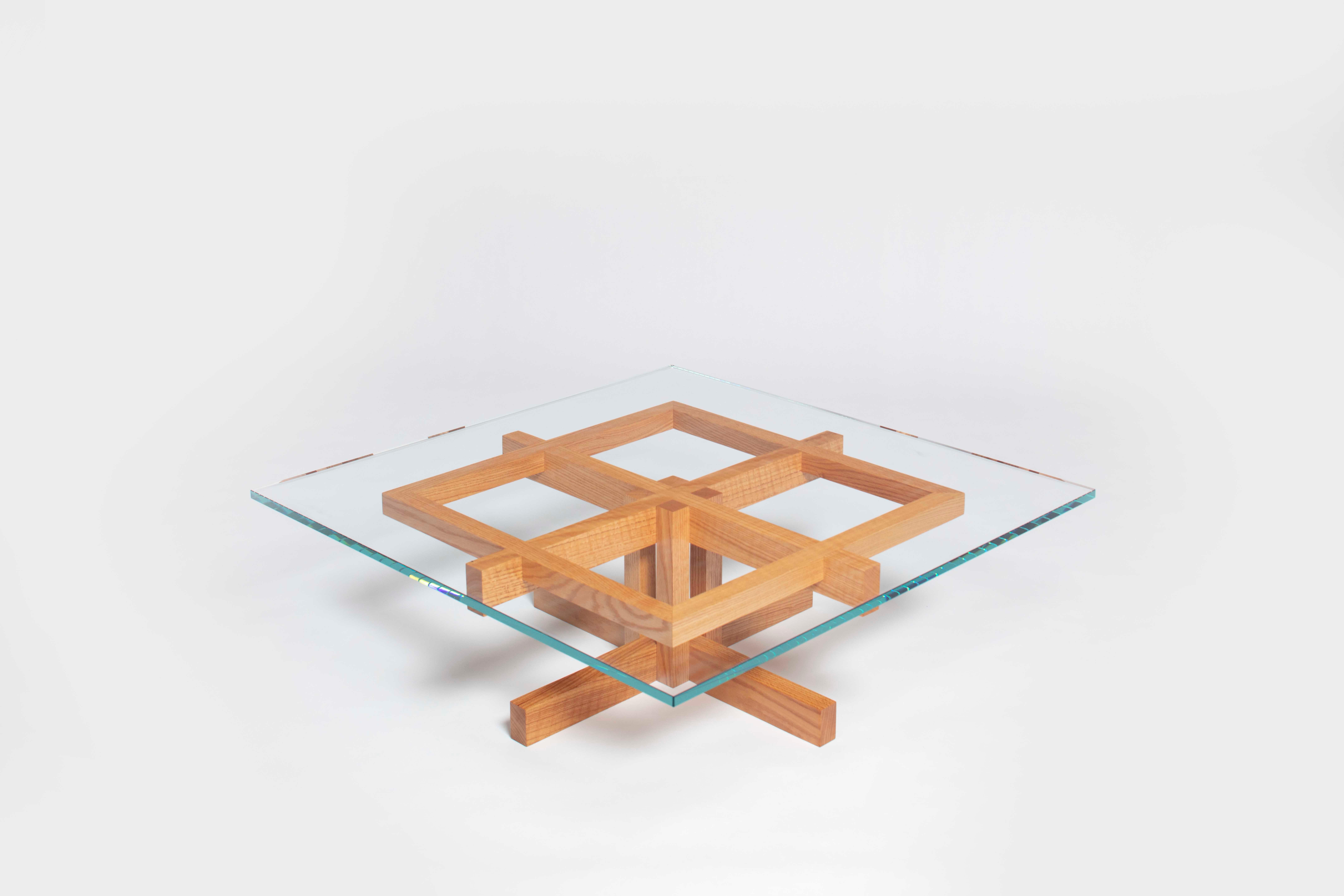 Ray Kappe RK10 coffee table in red oak by Original in Berlin, Germany, 2020

California Modernism is synonymous with sophisticated minimal structures, featuring open plan design and indoor-outdoor living, inspired by traditional Japanese
