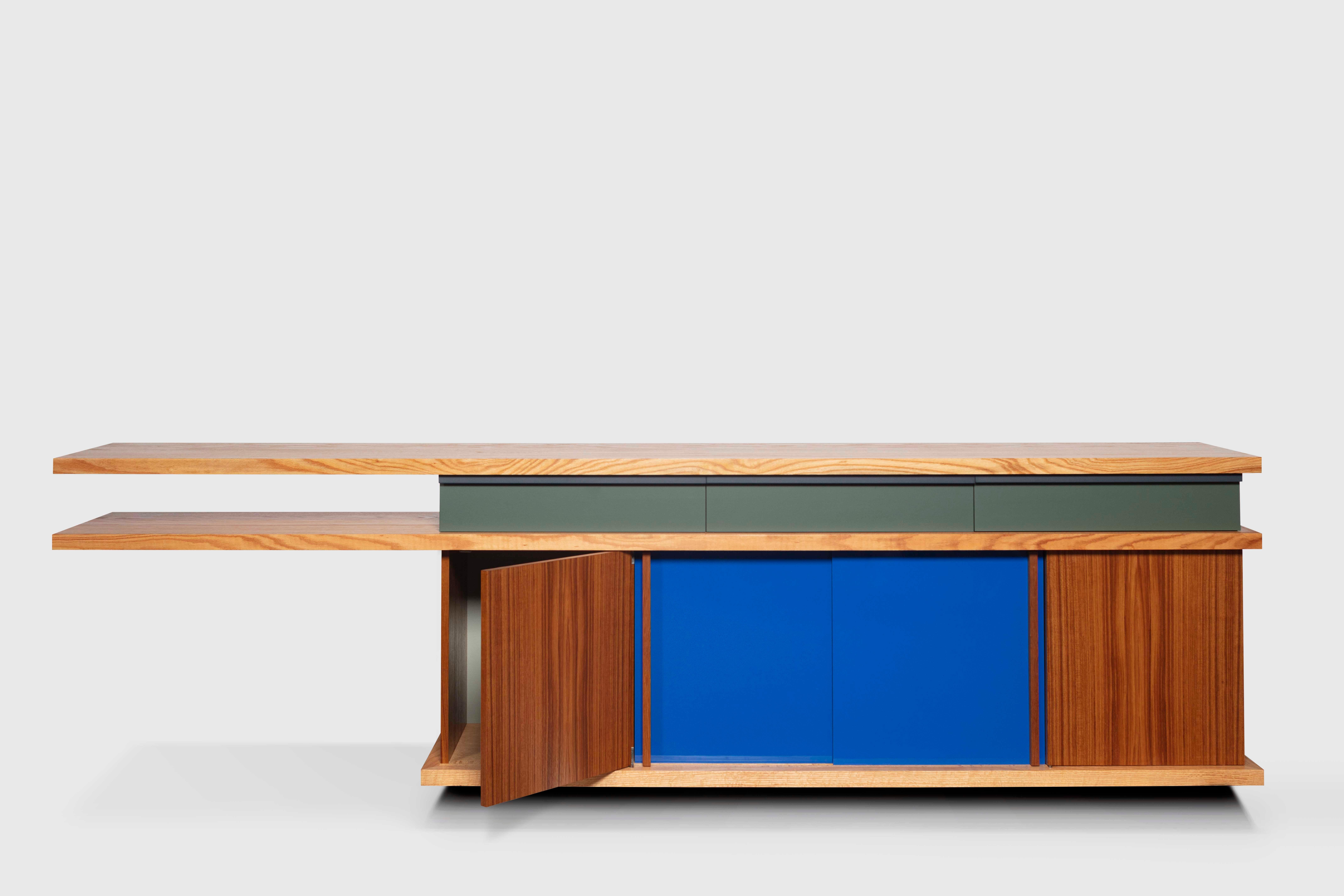 Contemporary Ray Kappe RK5 Credenza in Red Oak / Teak by Original in Berlin, Germany, 2020 For Sale