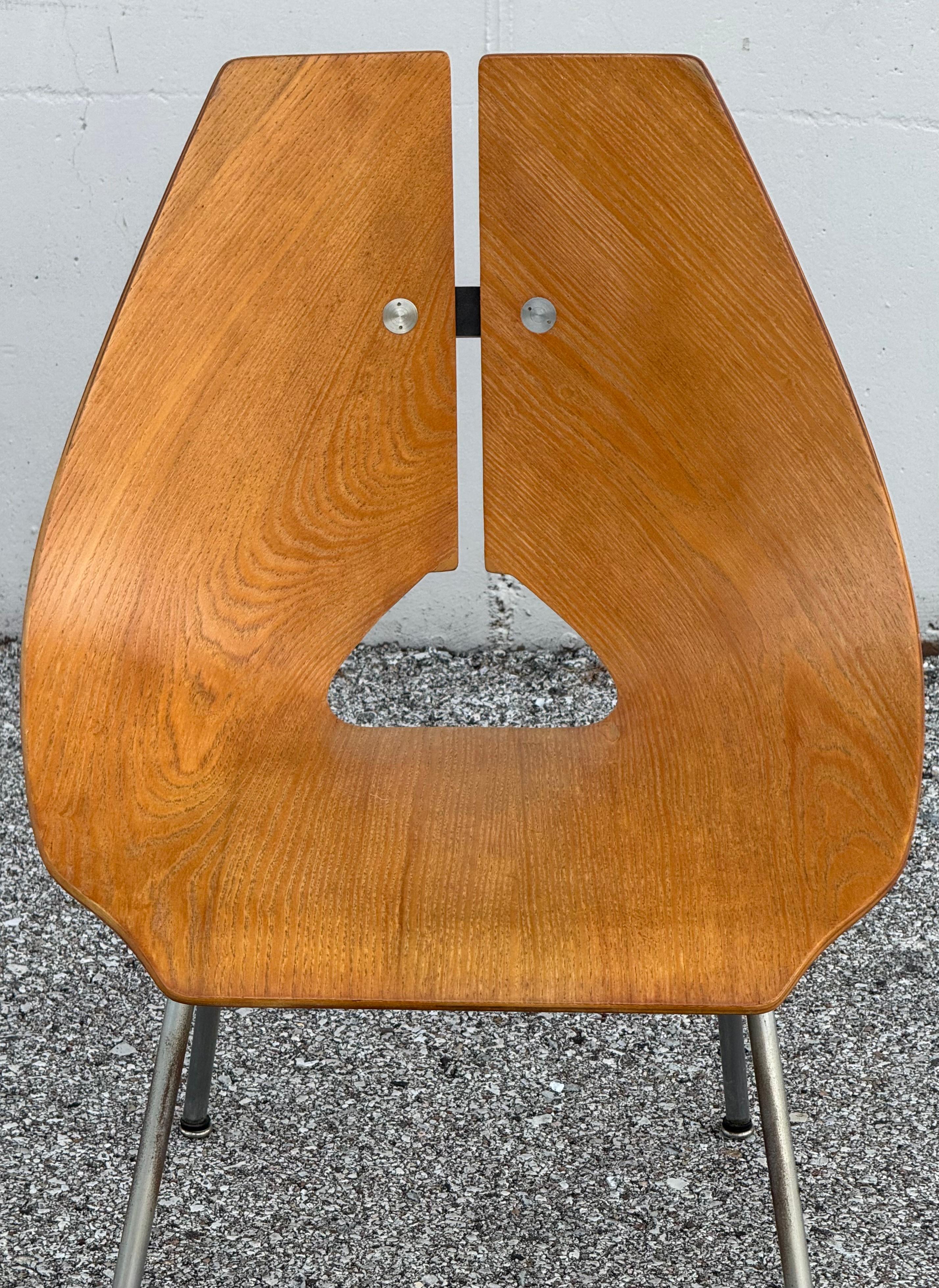 Ray Komai für J.G. Möbel 1950er MCM Bugholz Sperrholz Stuhl - Paar verfügbar - (Moderne der Mitte des Jahrhunderts) im Angebot