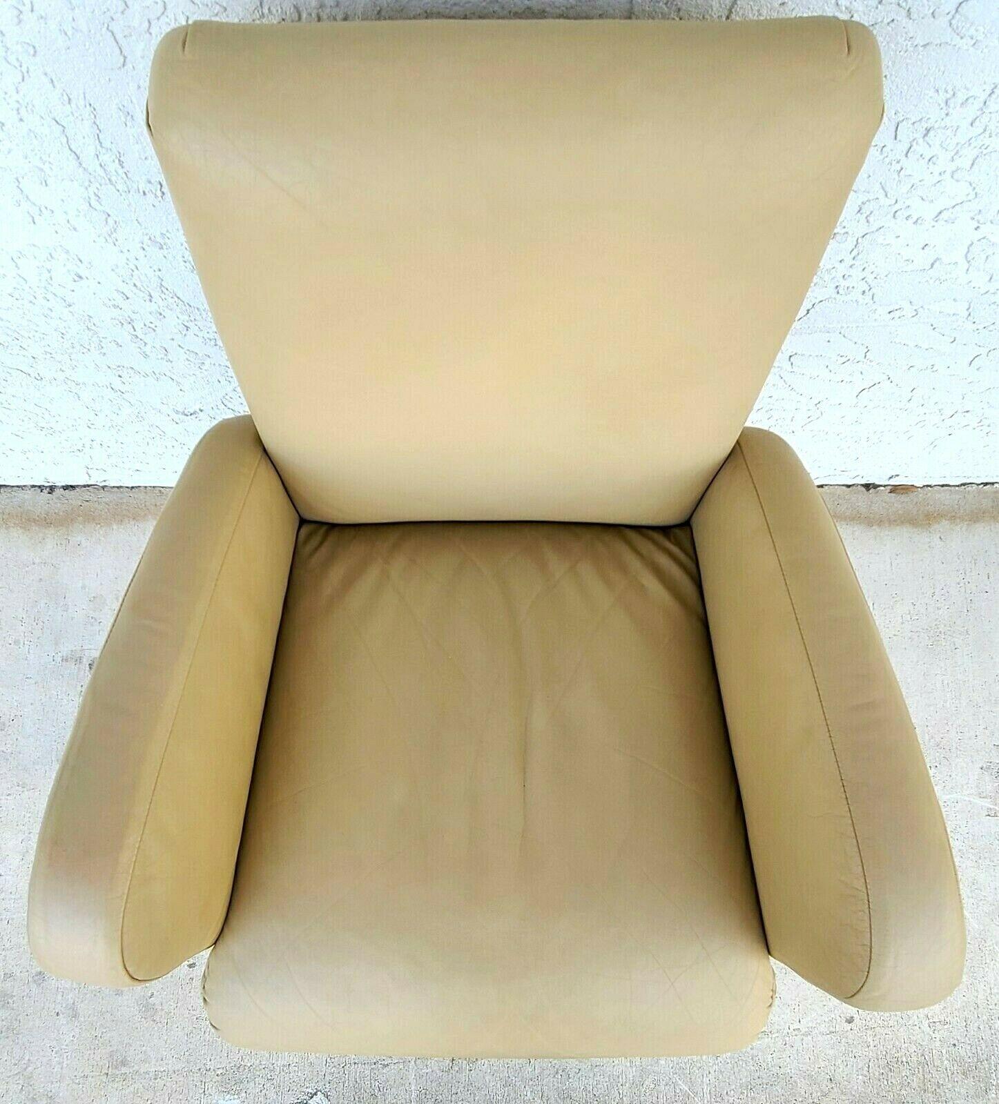 Set of 2 Only Ray Wilkes Chiclet Style Leather Club Chairs 3