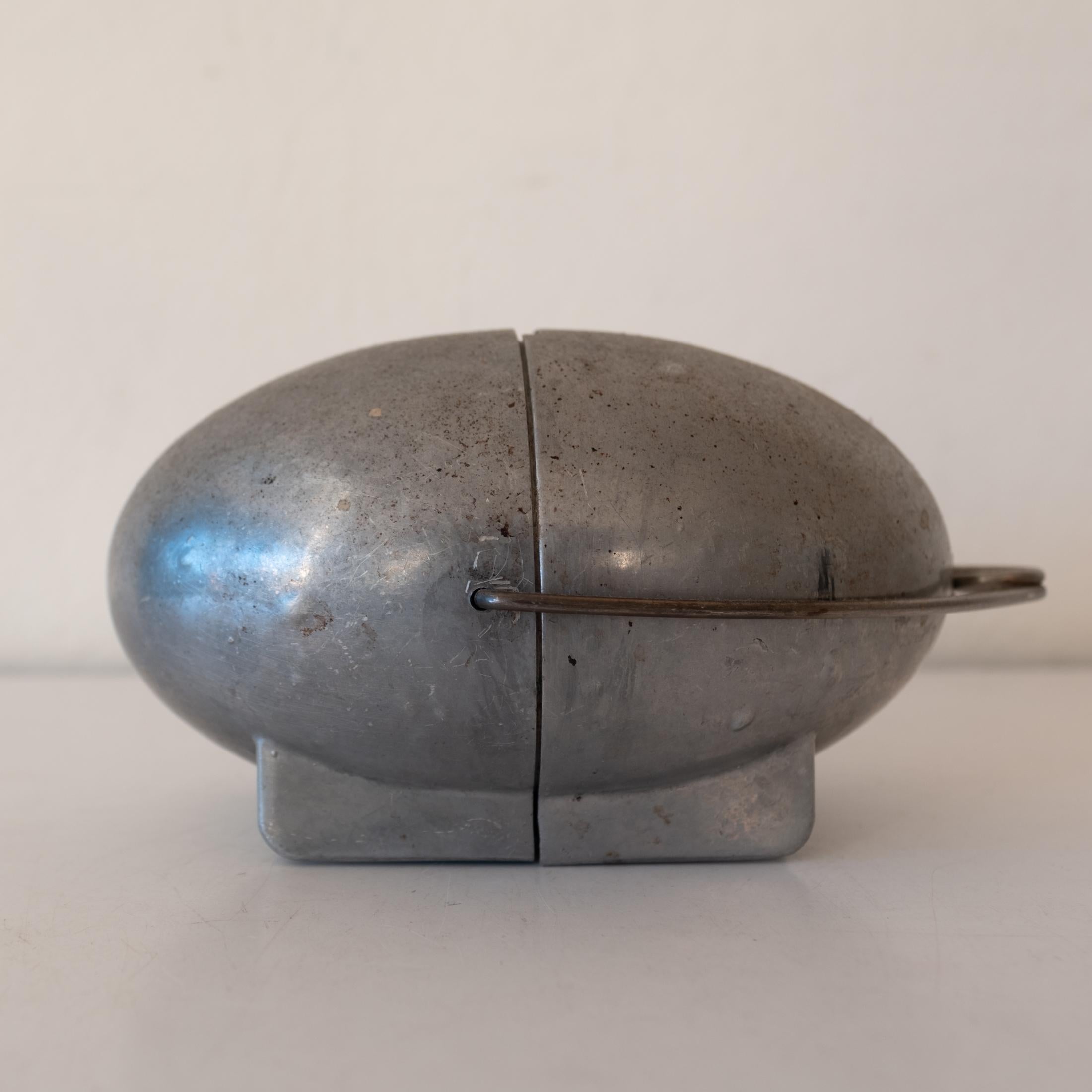 Aluminum Raymond Barton Na-Mac Co Art Deco Machine Age Zeppelin Potato Baker
