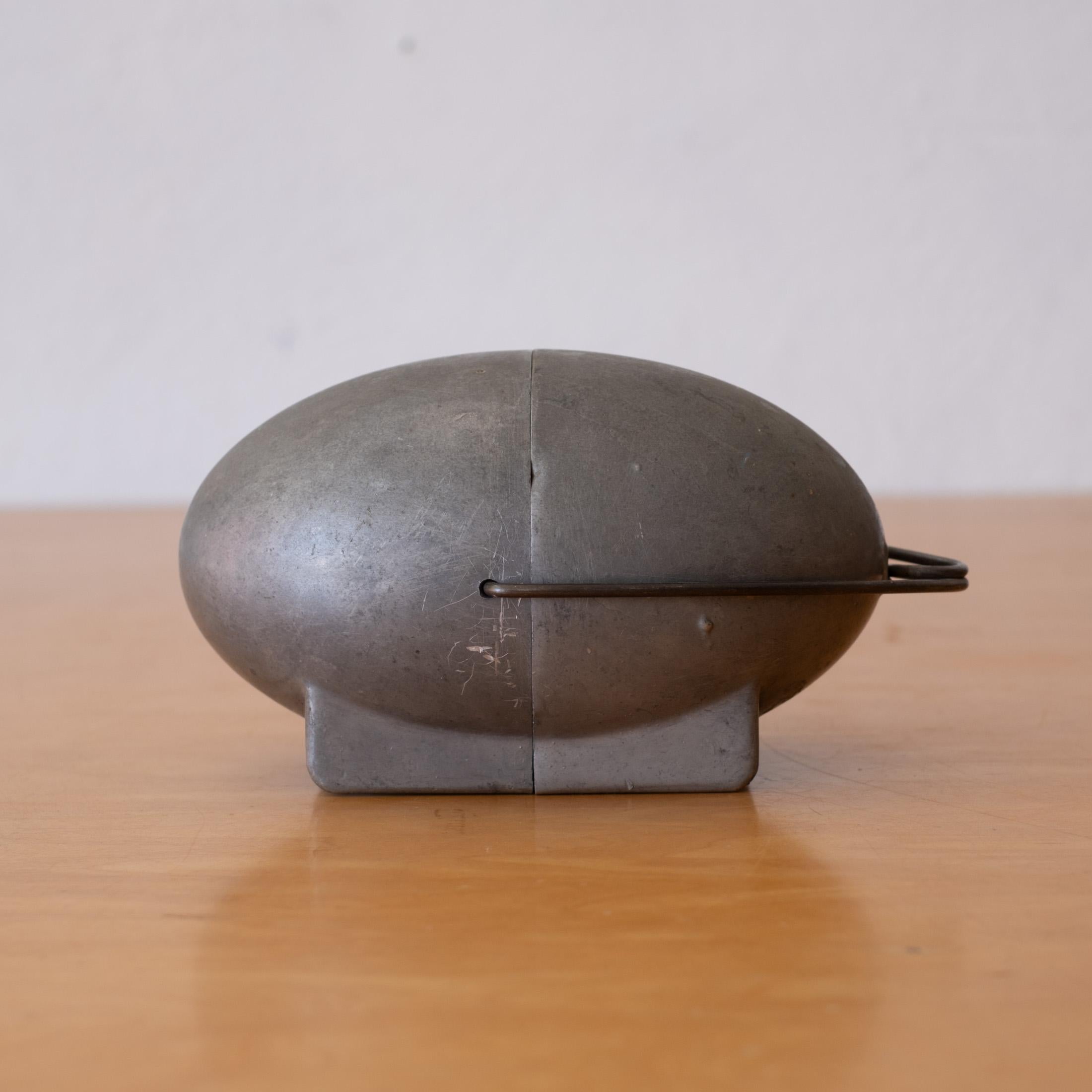 Raymond Barton Na-Mac Co Art Deco Machine Age Zeppelin Potato Baker en vente 2