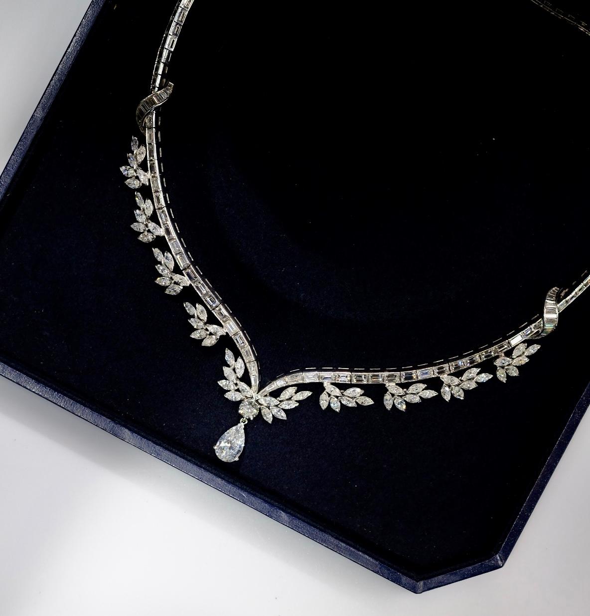 Raymond C. Yard Platin-Halskette mit Diamanten im Baguette- und Marquise-Schliff (Moderne)