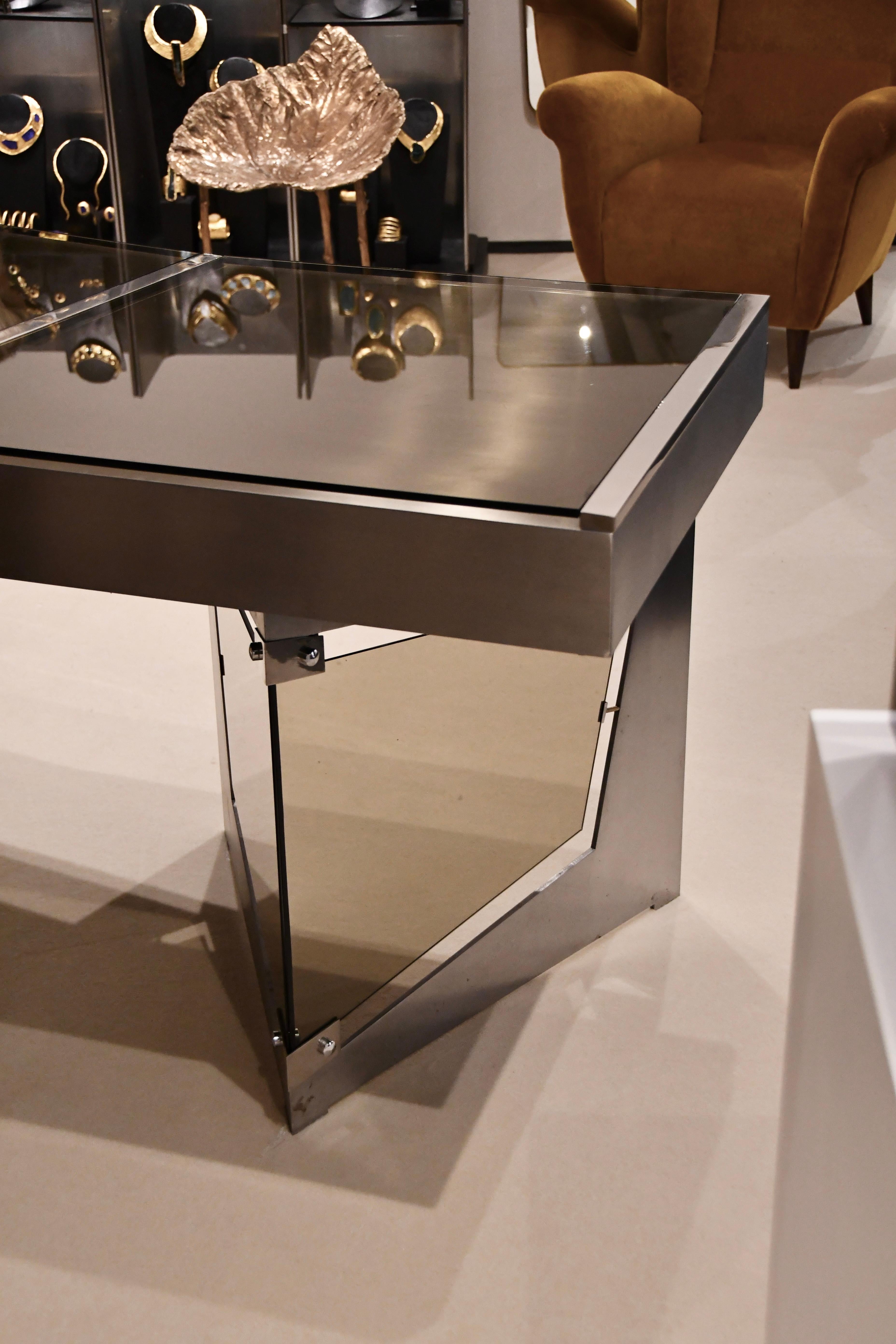 Raymond Cohen Desk, France, 1970s — Steel, Smoked Glass and Inox For Sale 10