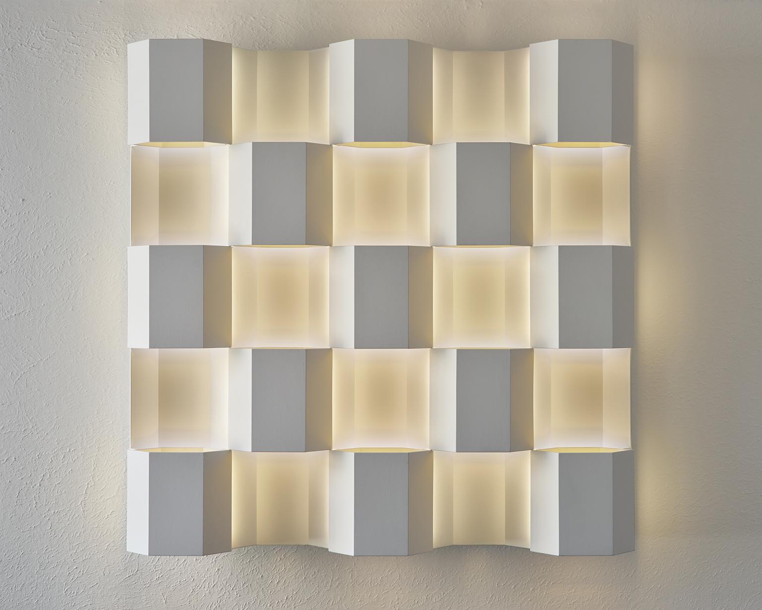 Thirteen - immersive infinite perceptual ambient color light wall sculpture in vendita 6