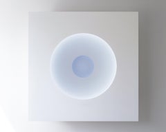 Three - eine immersive, unendlich wahrnehmbare Wandskulptur mit Farblicht