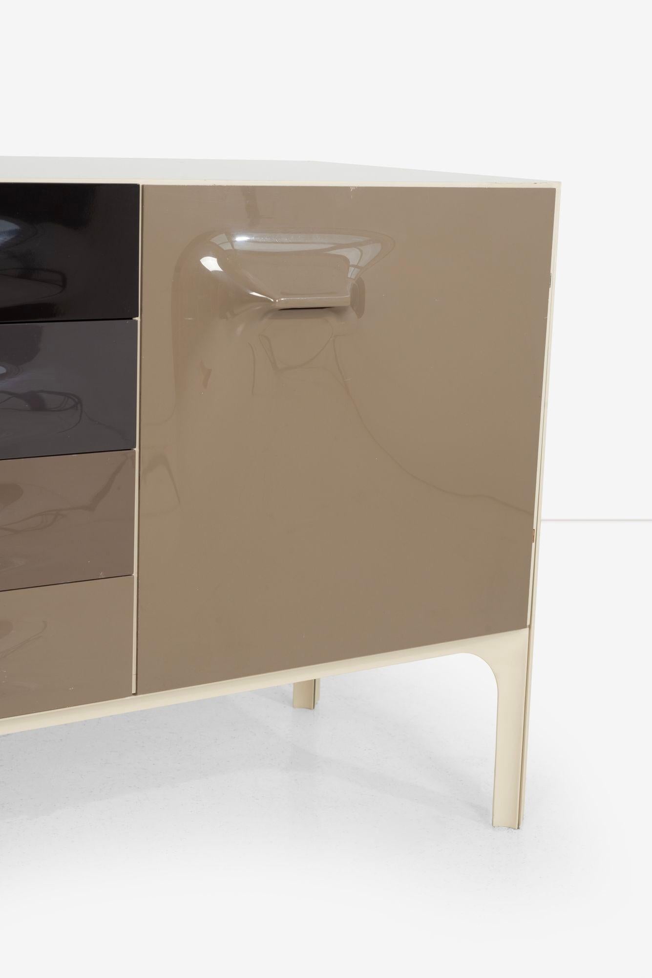 Raymond Loewy DF 2000 Cabinet For Sale 3
