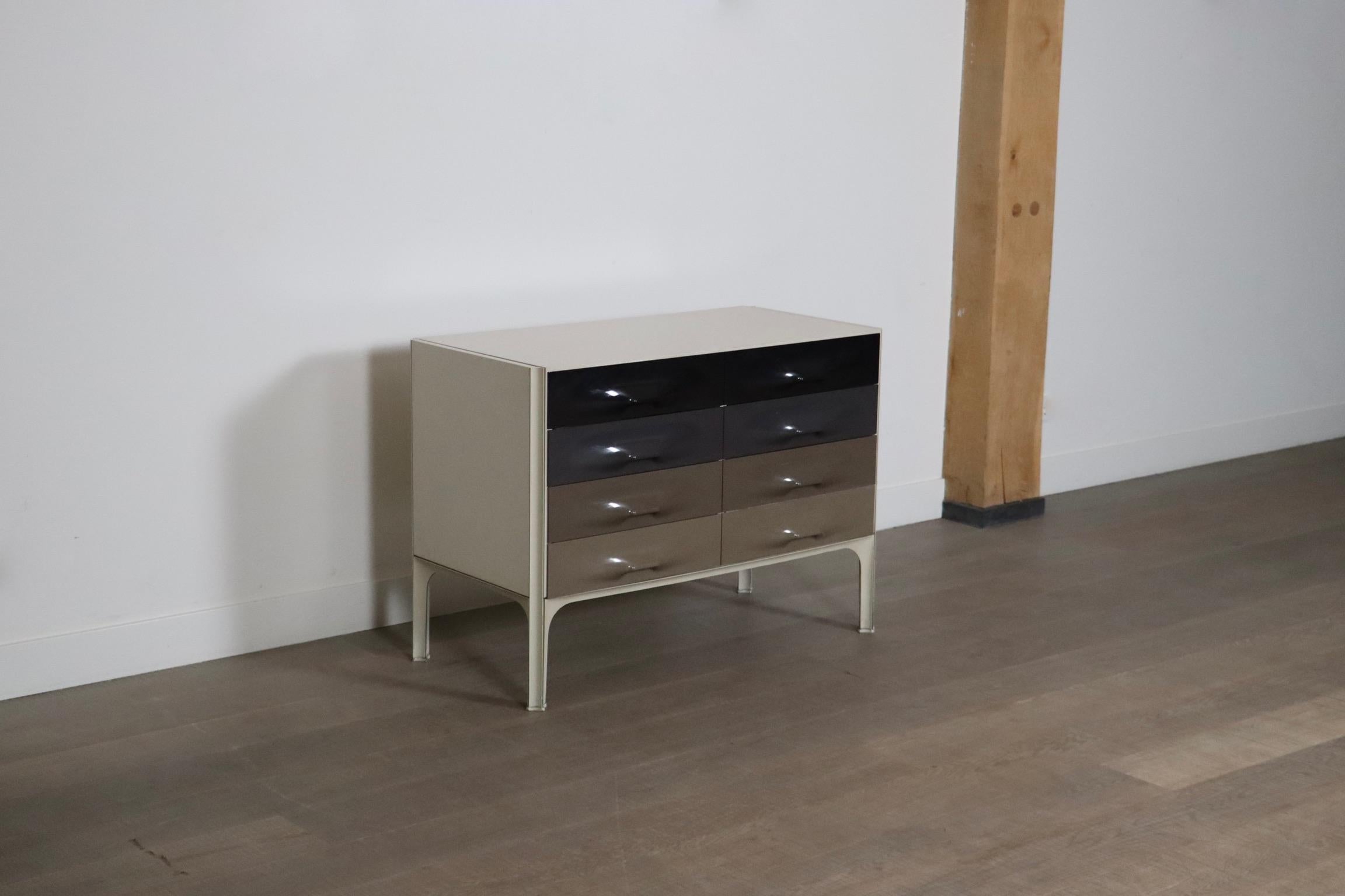Mid-20th Century Raymond Loewy DF 2000 Chest Of Drawers Credenza For Doubinsky Frères, 1968 For Sale