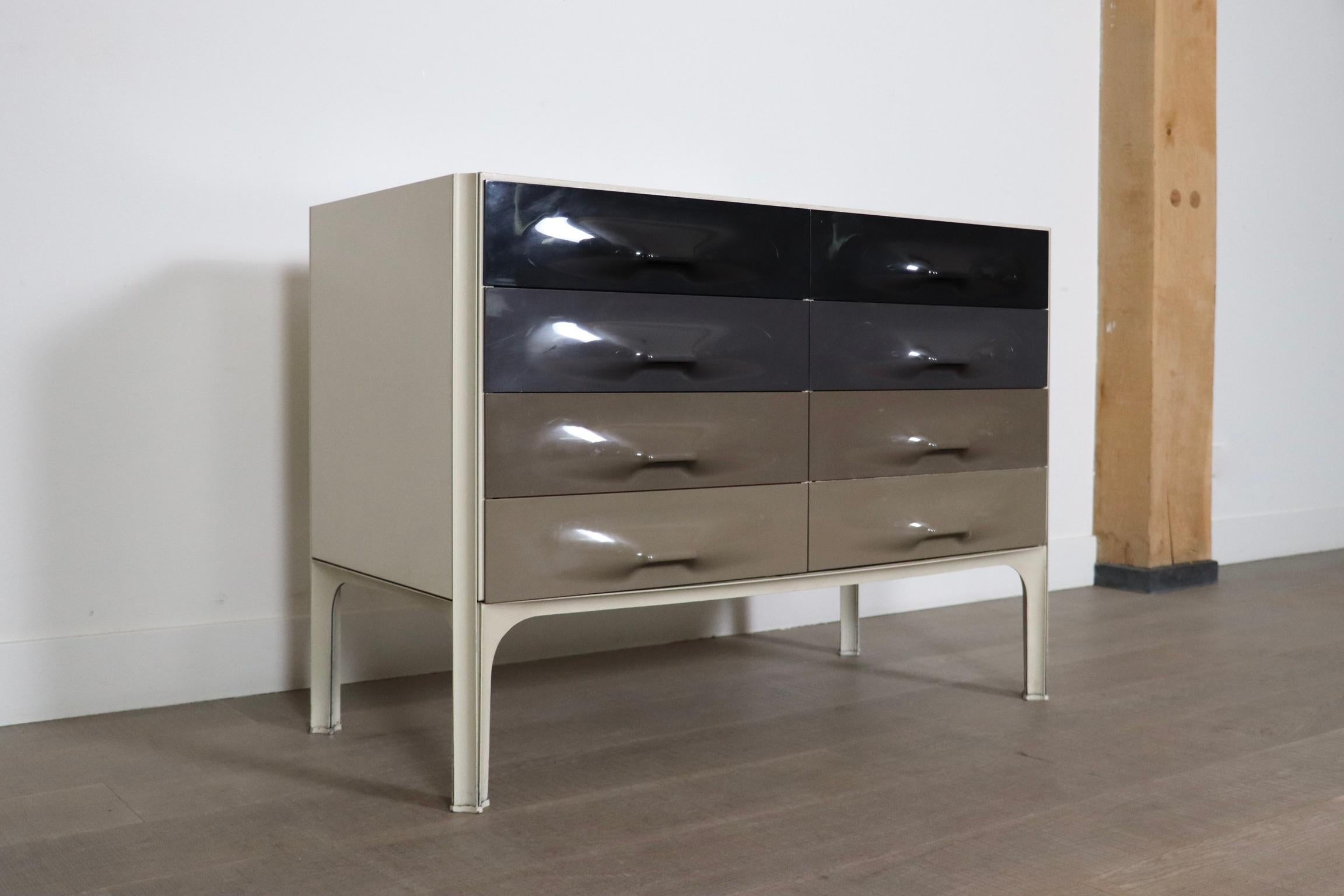 Raymond Loewy DF 2000 Chest Of Drawers Credenza For Doubinsky Frères, 1968 For Sale 2