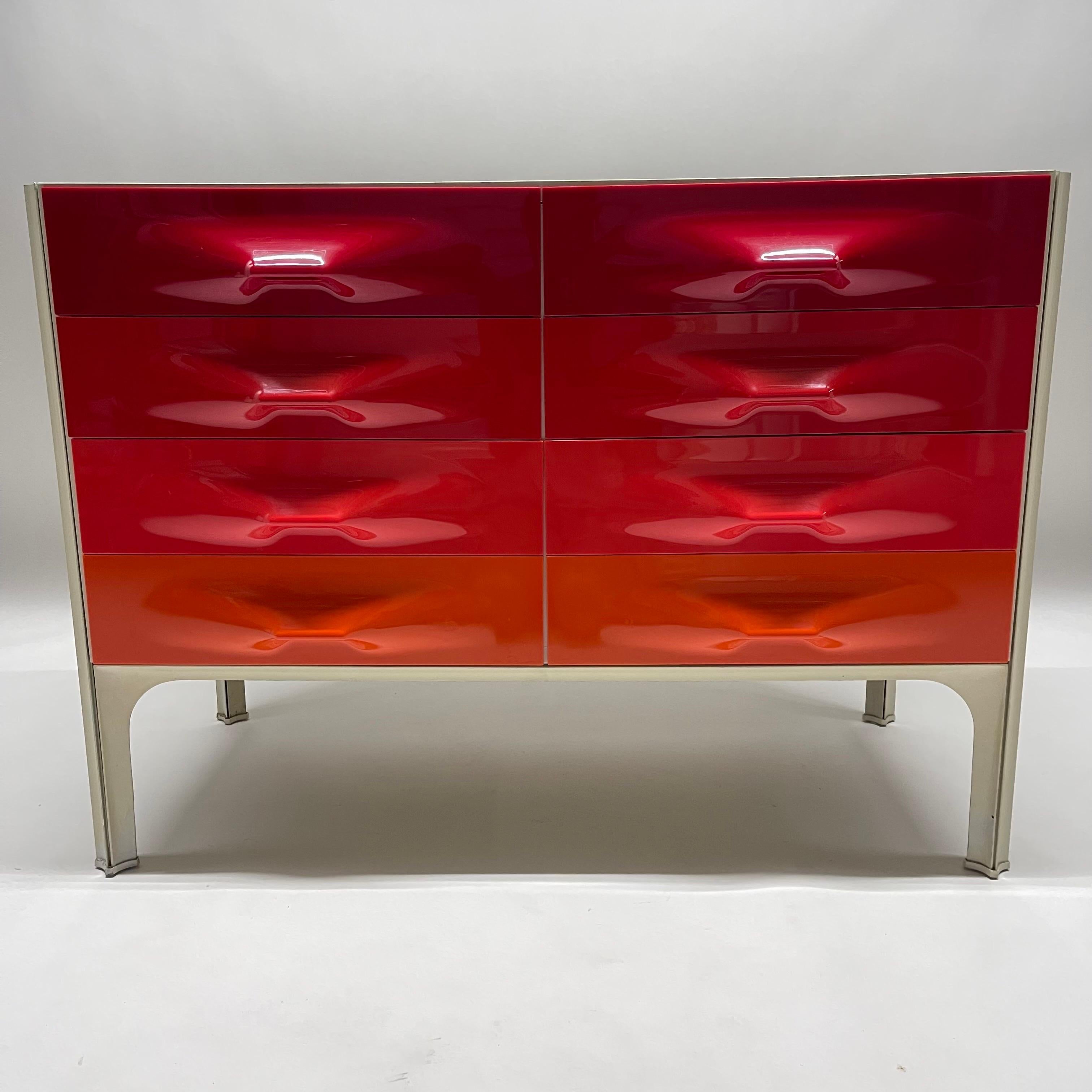 Raymond Loewy DF-2000 Commode, Chest of Drawers, or Dresser, France, circa 1968 1