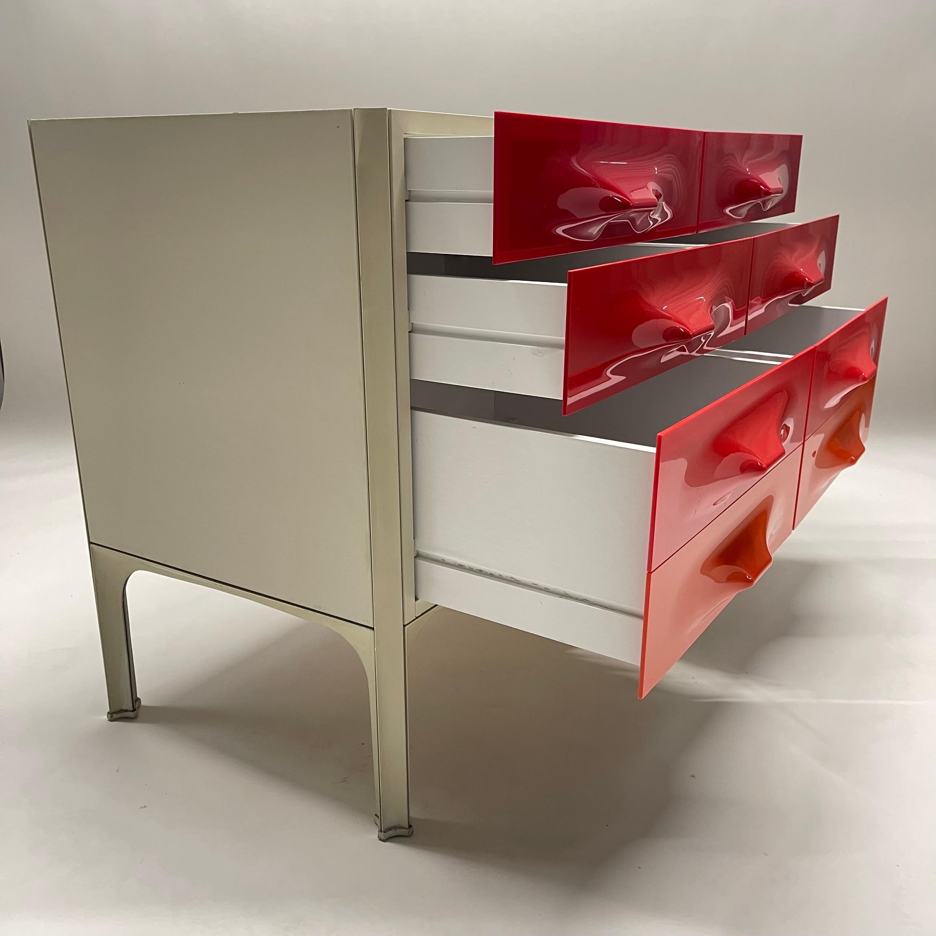 Raymond Loewy DF-2000 Commode, Chest of Drawers, or Dresser, France, circa 1968 2