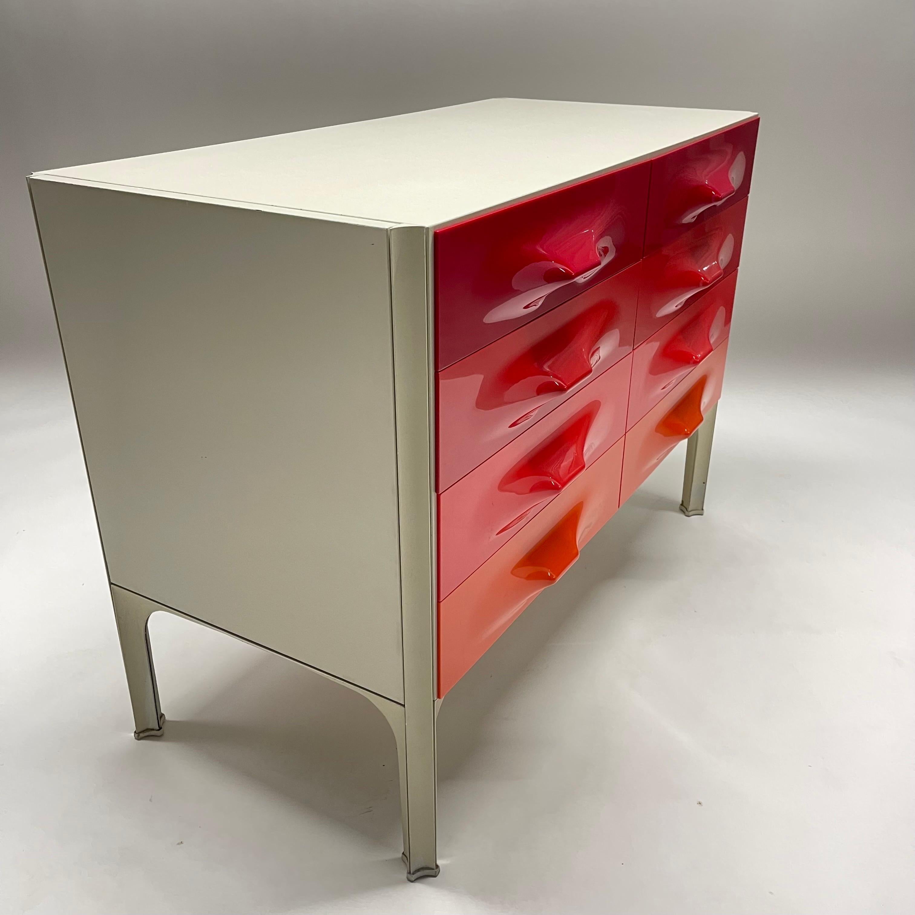 Mid-Century Modern Raymond Loewy DF-2000 Commode, Chest of Drawers, or Dresser, France, circa 1968