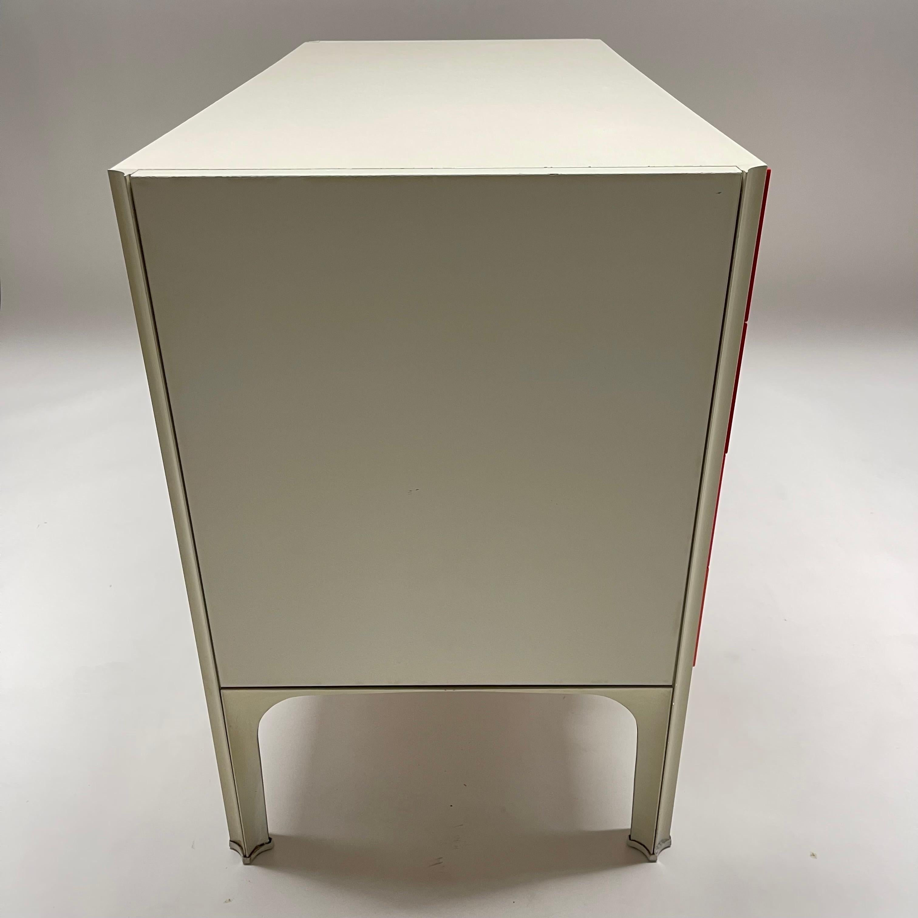 Aluminum Raymond Loewy DF-2000 Commode, Chest of Drawers, or Dresser, France, circa 1968