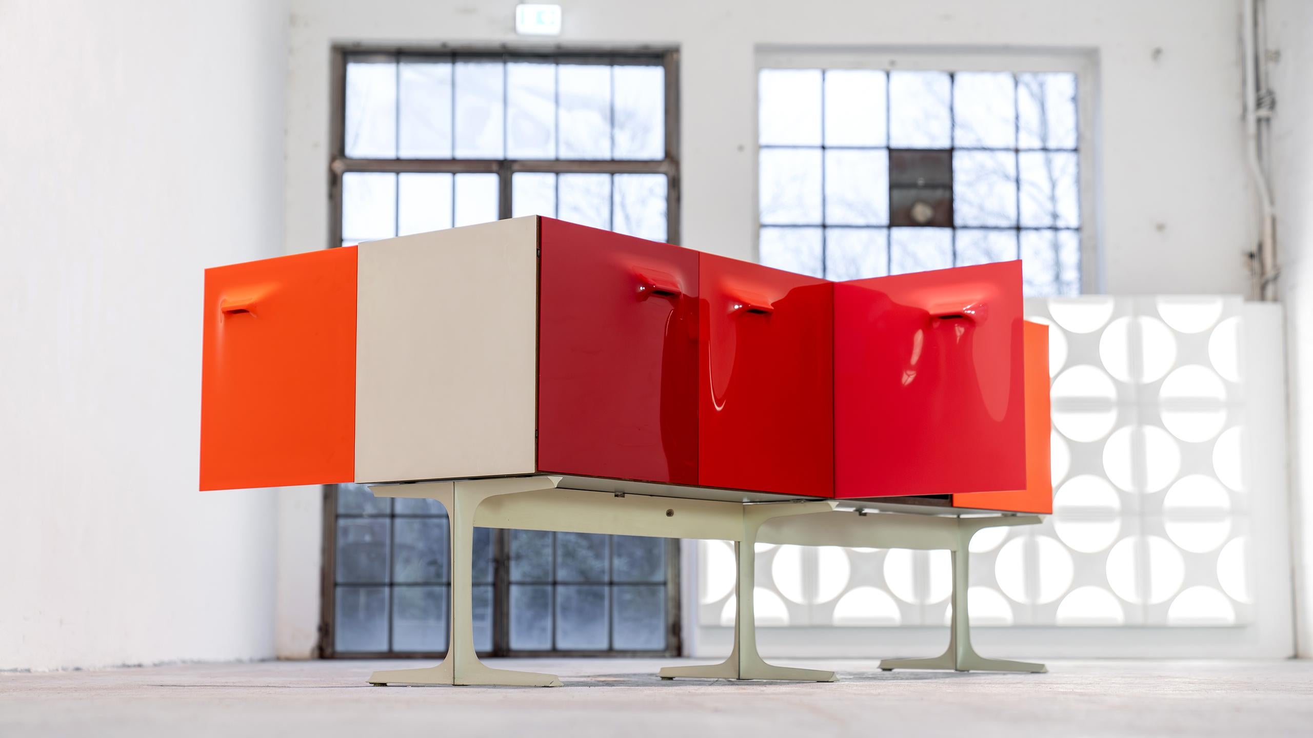 Raymond Loewy doppelseitiges Sideboard DF 2000 Doubinsky Frères 1965 Frankreich A Space im Angebot 6