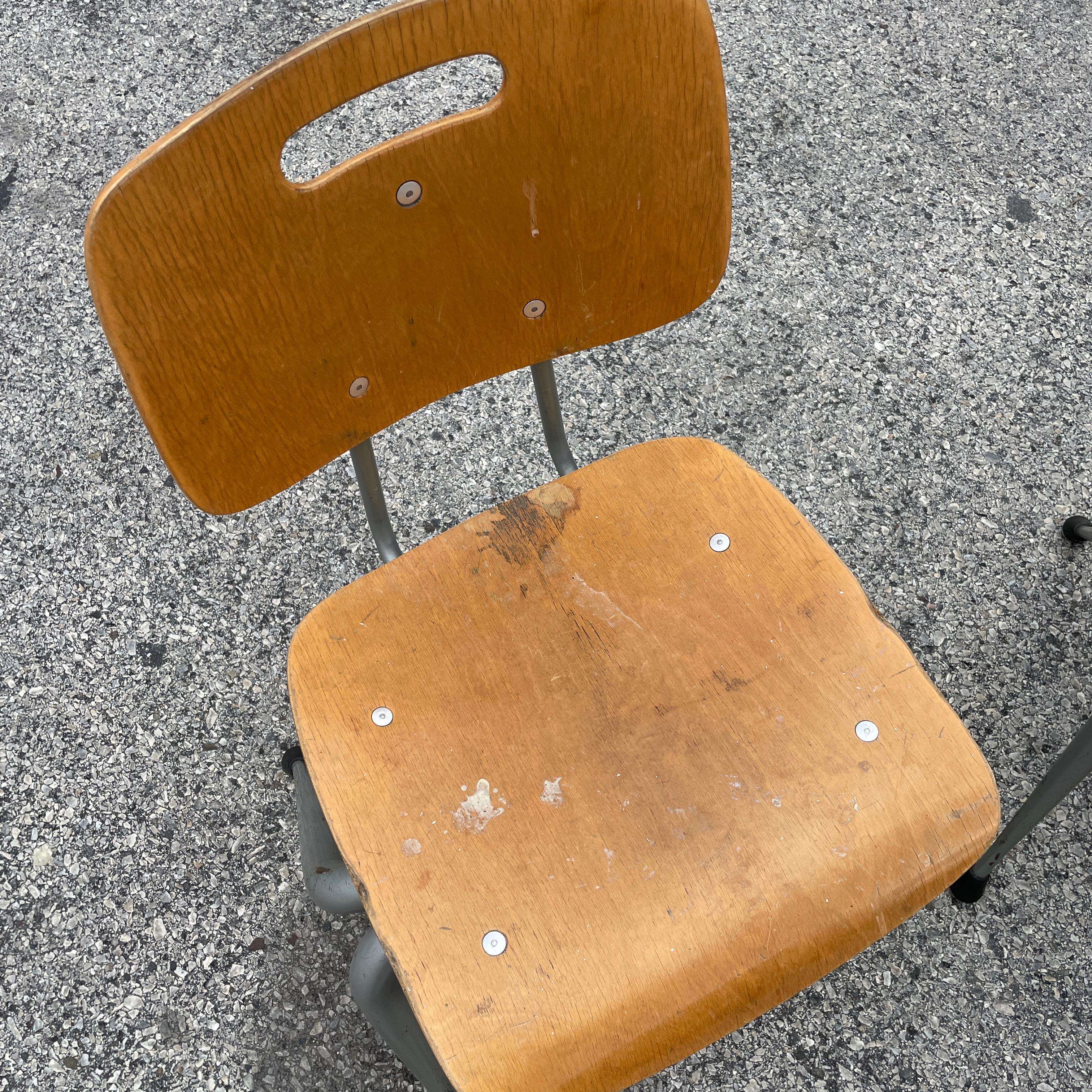Raymond Loewy for Brunswick Stacking Side Chairs 3