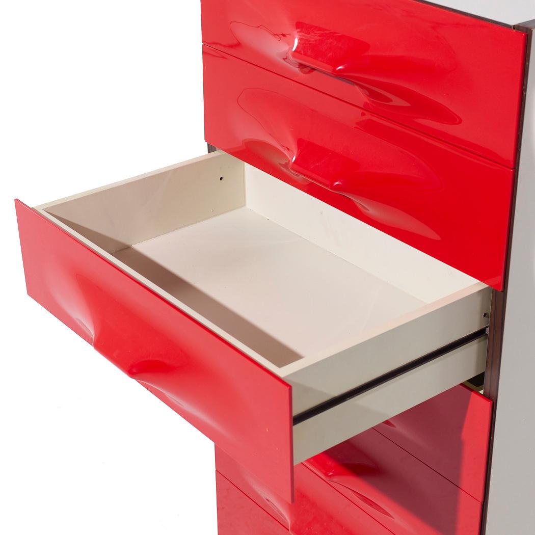 Raymond Loewy per Doubinsky Frères DF 2000 MCM Armadio portavalori in fibra di vetro rossa in vendita 3