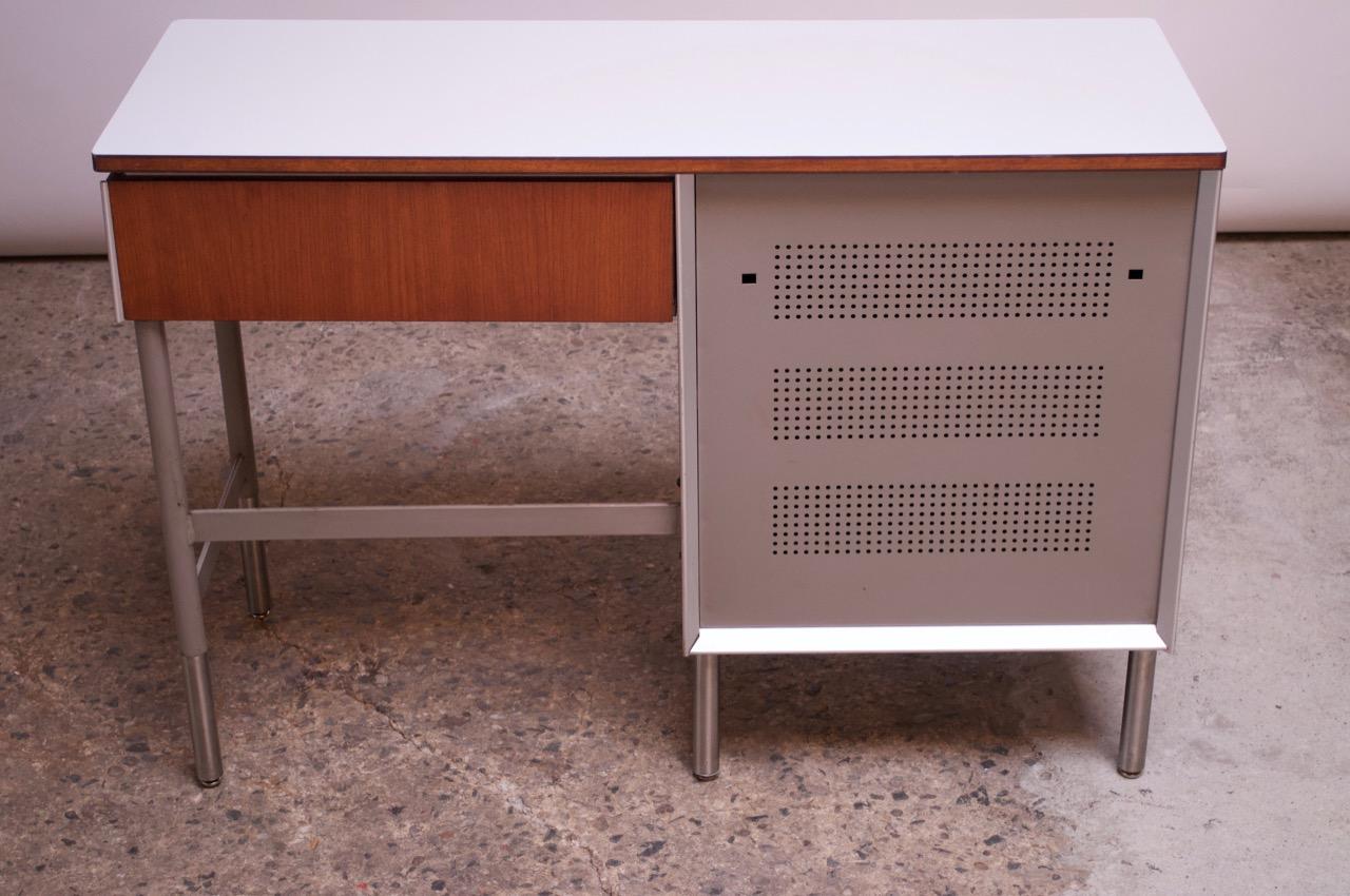 Raymond Loewy for Hill-Rom Single Pedestal Student Desk In Good Condition For Sale In Brooklyn, NY
