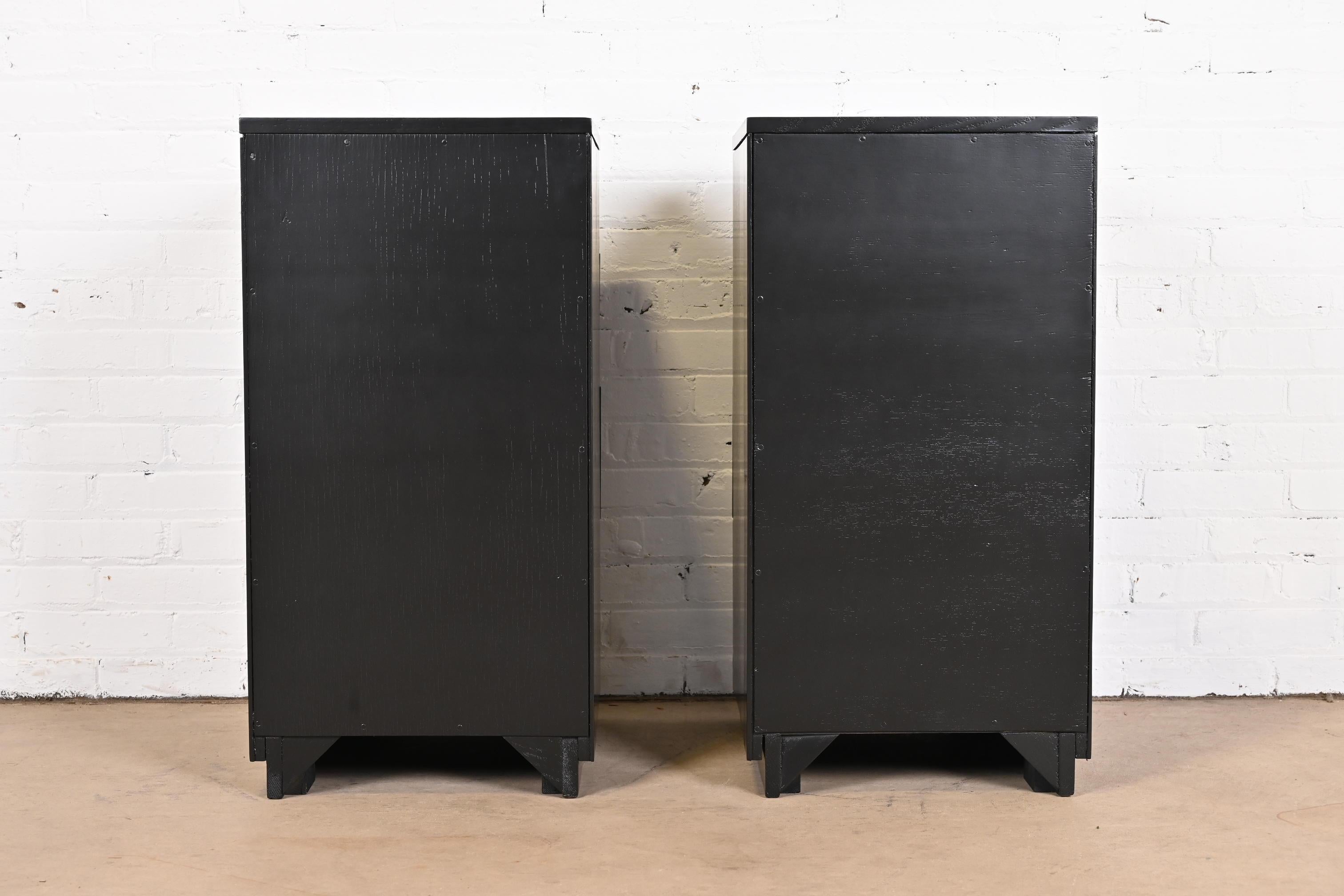 Raymond Loewy for Mengel Black Lacquered Bedside Chests, Newly Refinished For Sale 6