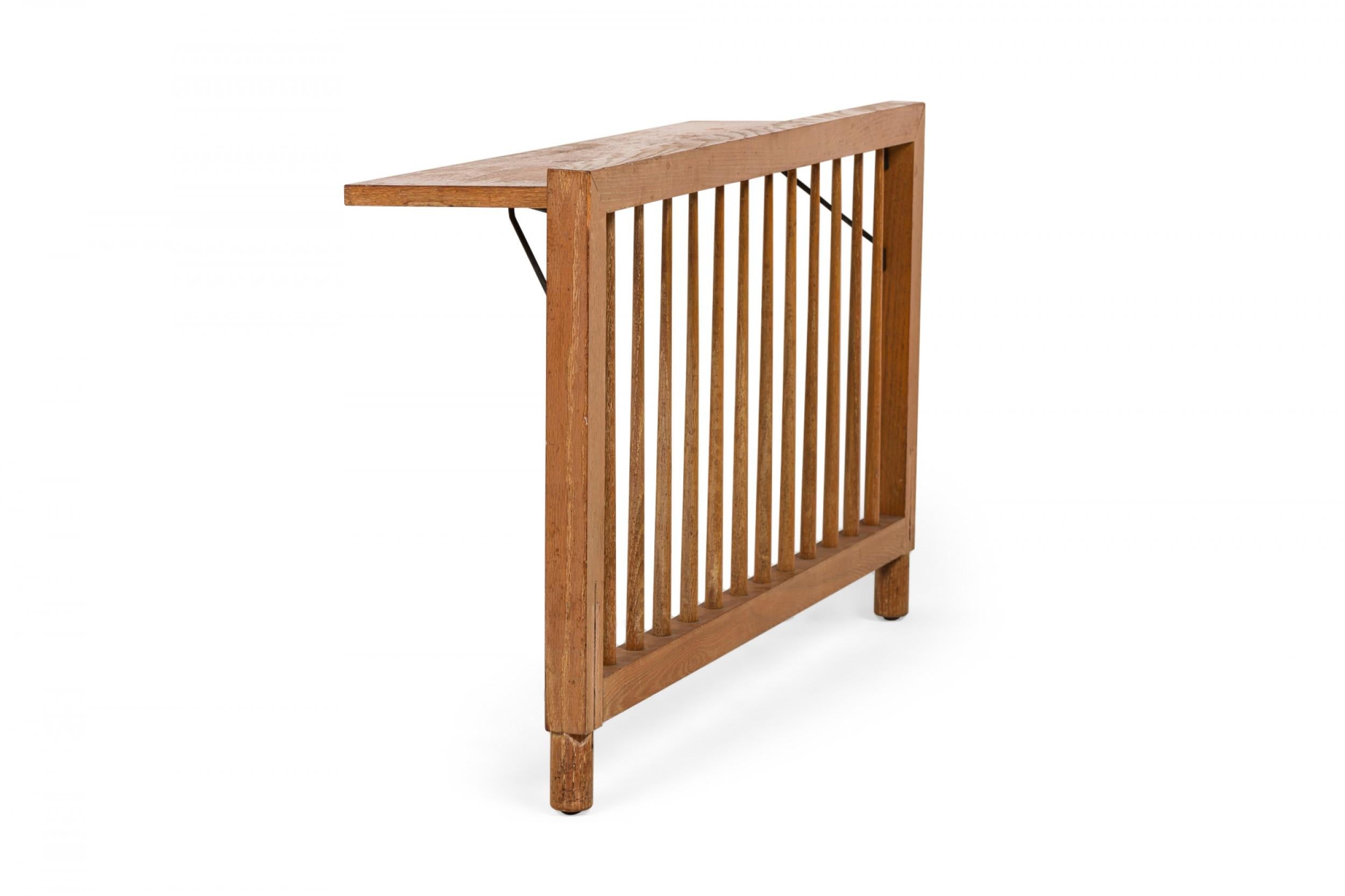 20th Century Raymond Loewy for Mengel Single-Size Spindle Style Wooden Head & Footboard For Sale