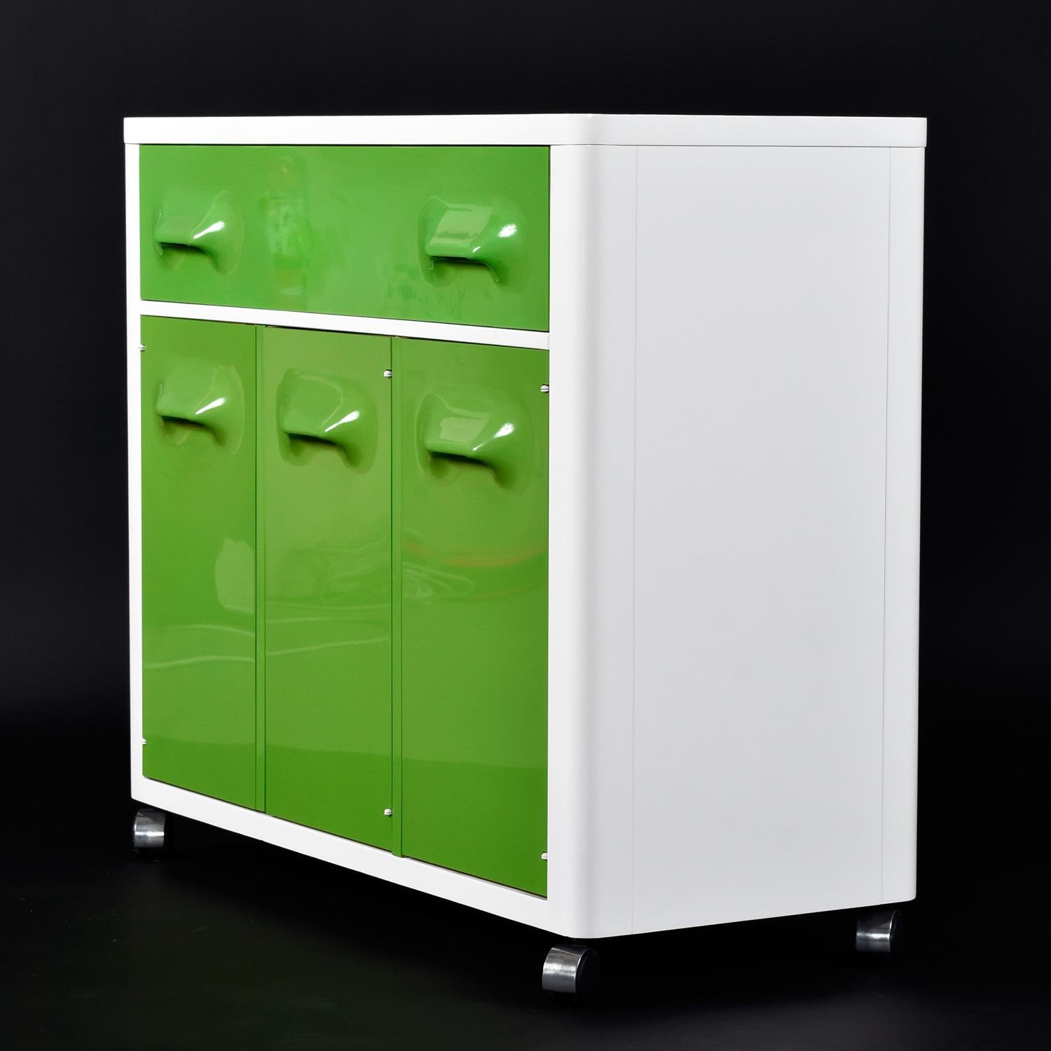 Space Age Raymond Loewy Inspired Green Chapter One Dry Bar Buffet by Broyhill Premier