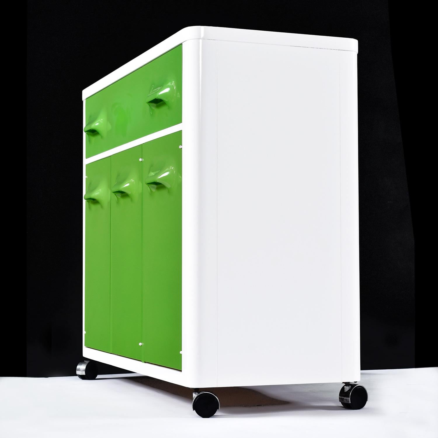 American Raymond Loewy Inspired Green Chapter One Dry Bar Buffet by Broyhill Premier