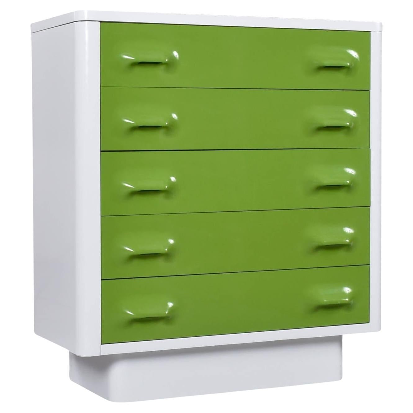 (1) Chapitre 1 Highboy vert
(1) Table de nuit verte Chapter One