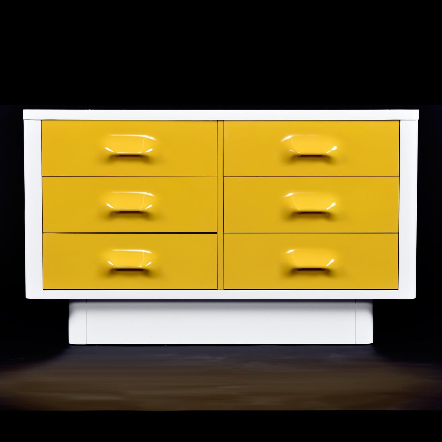 Raymond Loewy Inspired Yellow Chapter One Dresser by Broyhill Premier For Sale 6