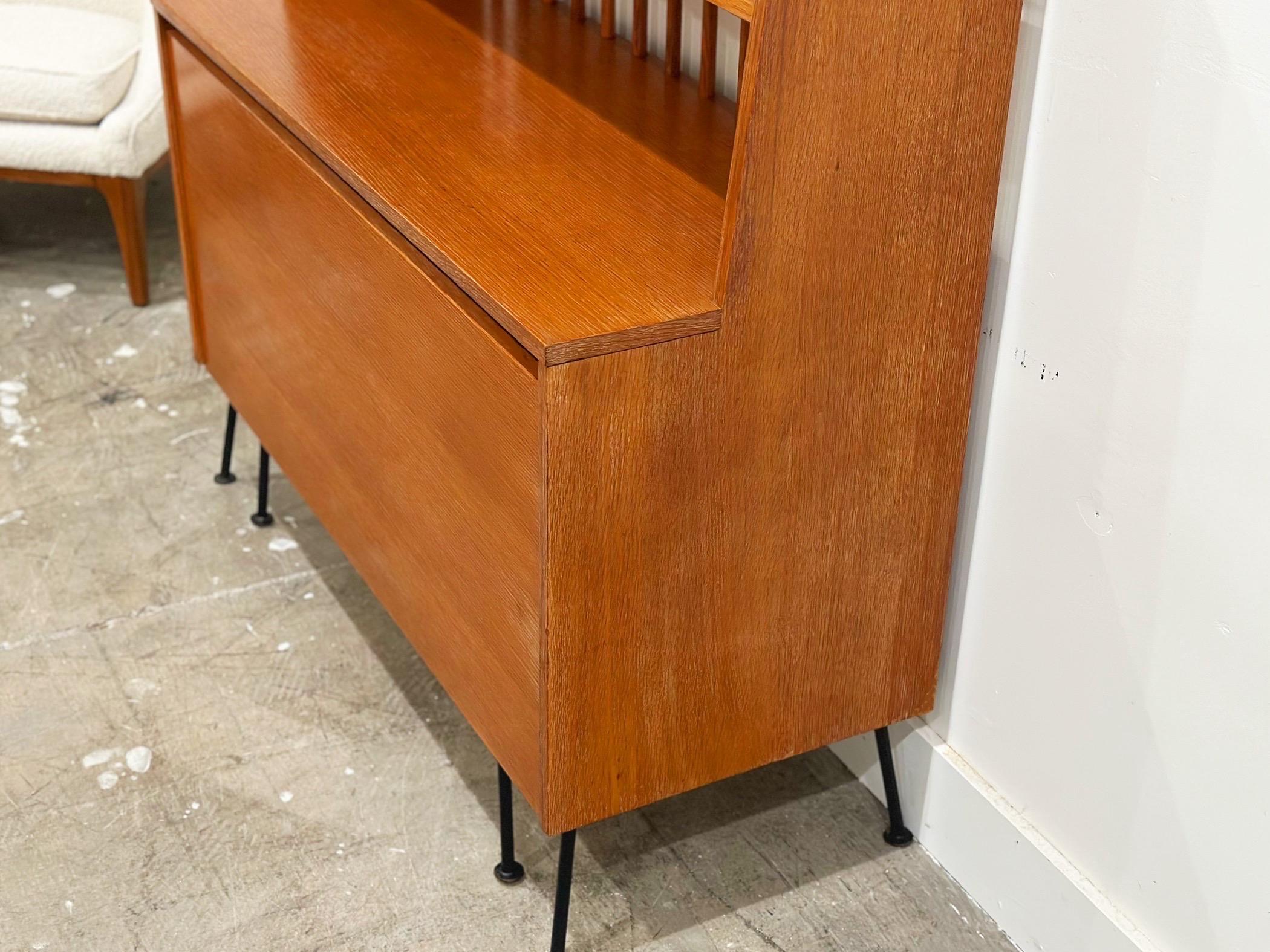 Raymond Loewy - Mengel - Credenza Table Console Convertible Buffet Dining Table For Sale 6