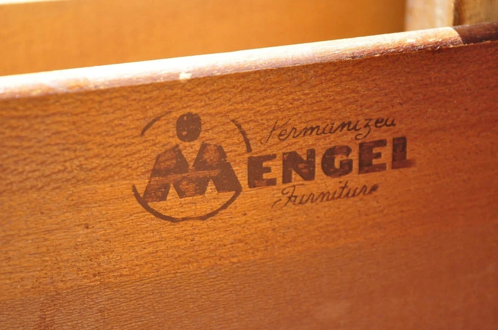Raymond Loewy Mengel Mid Century Modern Sculpted Oak Buffet Sideboard Credenza For Sale 4