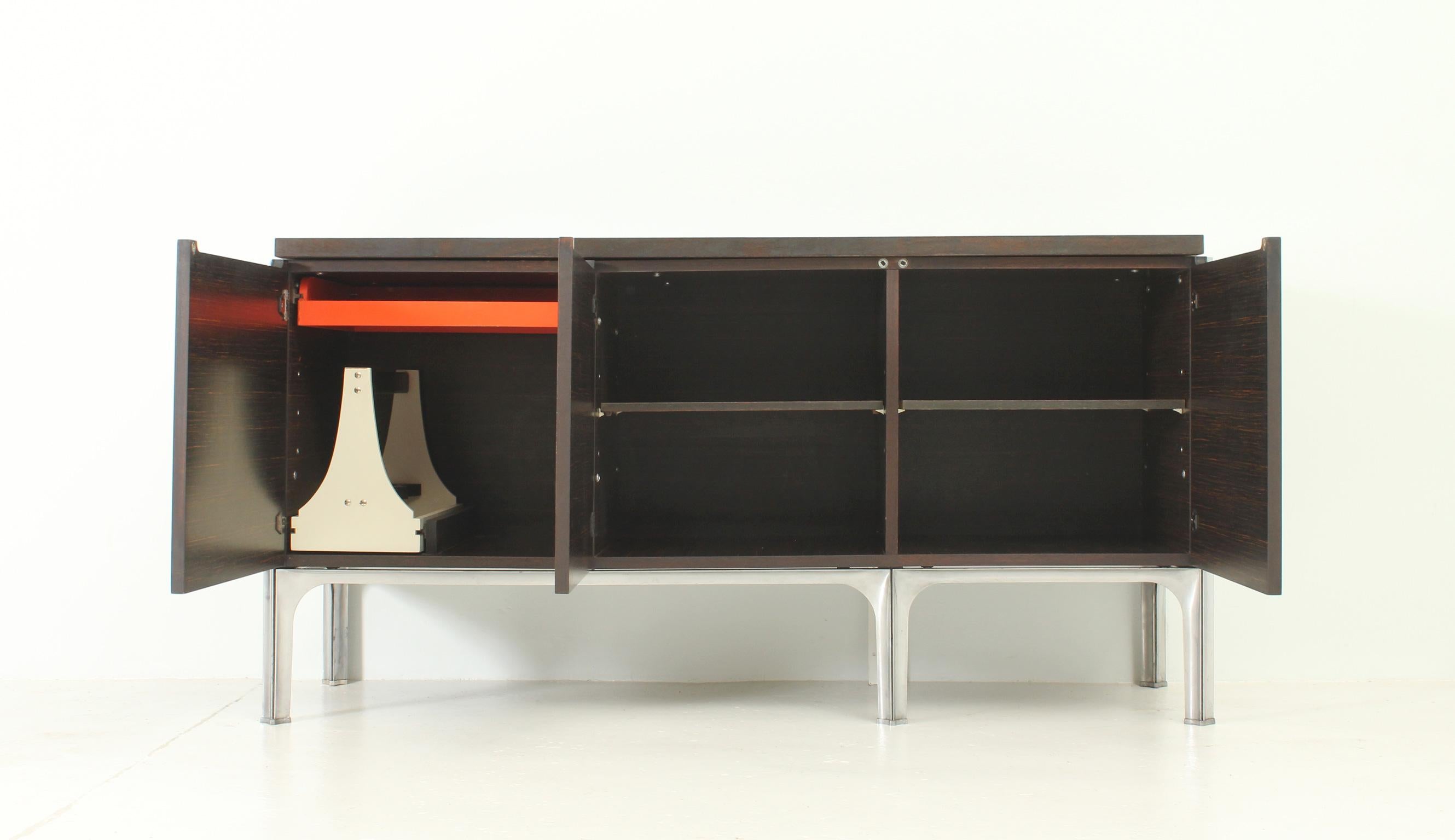 Rare Sideboard by Raymond Loewy edited by DF 2000, 1960s In Good Condition For Sale In Barcelona, ES