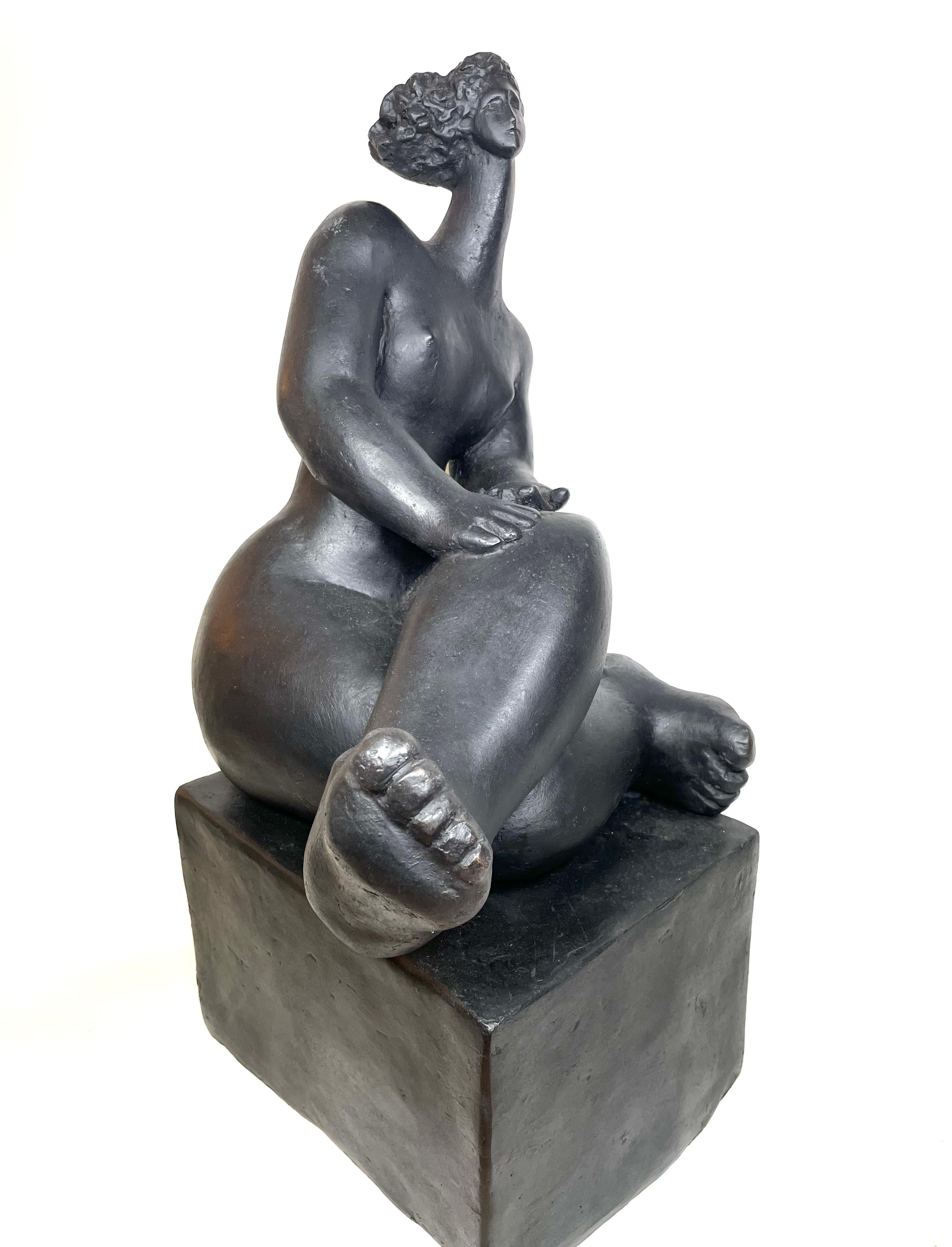 Rève (assise)  - Sculpture by Raymond Michèle