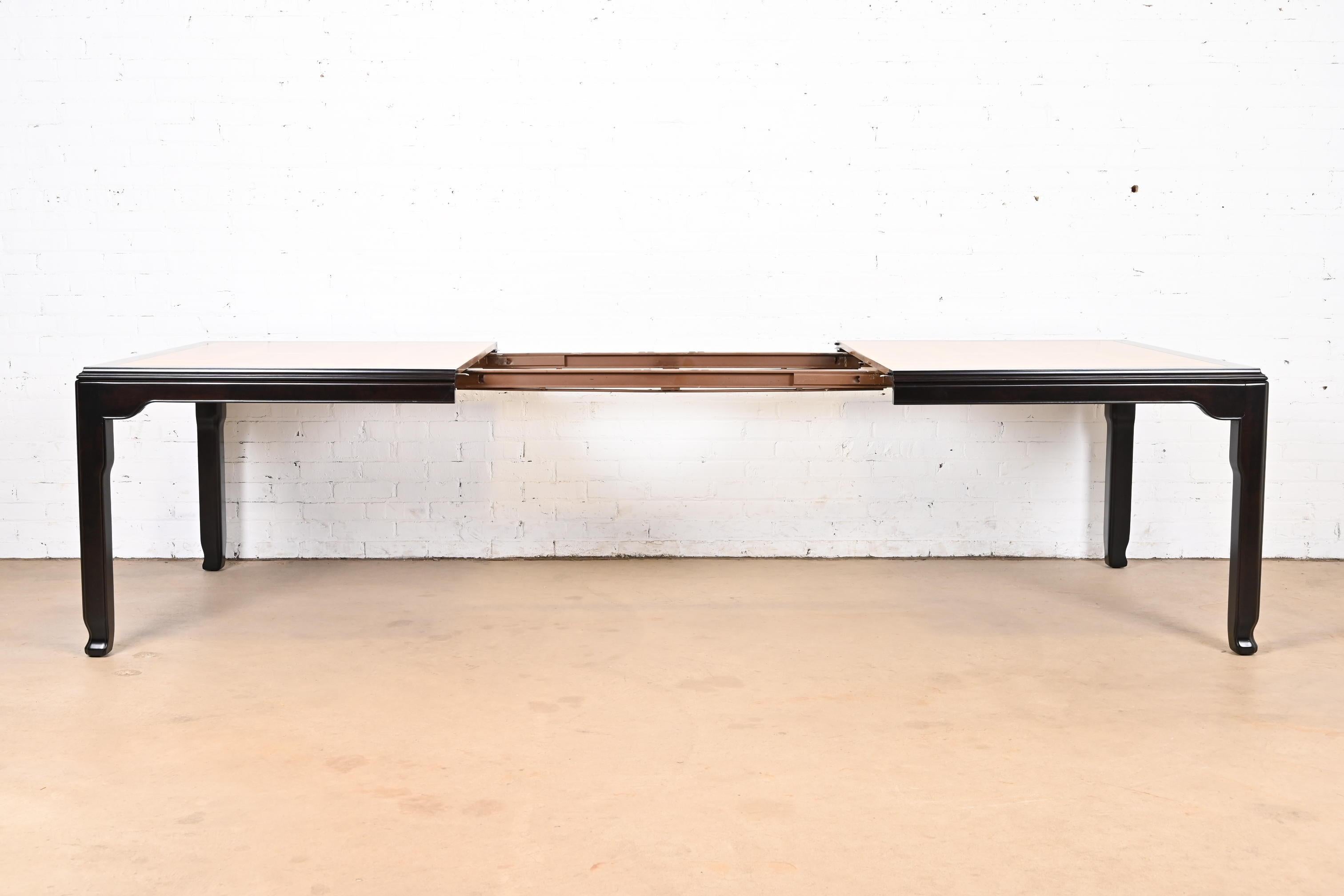 Broussin Table de salle à manger Hollywood Regency Chinoiserie Raymond Sobota pour Century Furniture en vente