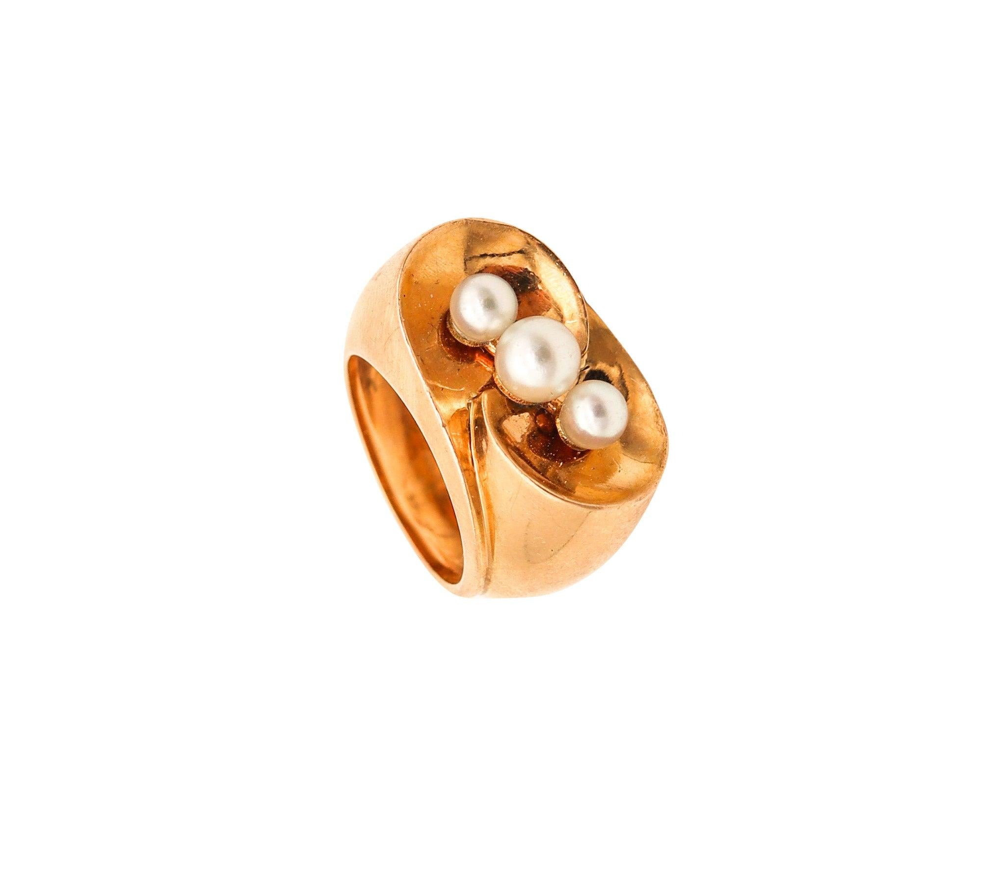 RAYMOND TEMPLIER, bague sculpturale en or jaune 18 carats avec perles naturelles, 1960 en vente 2