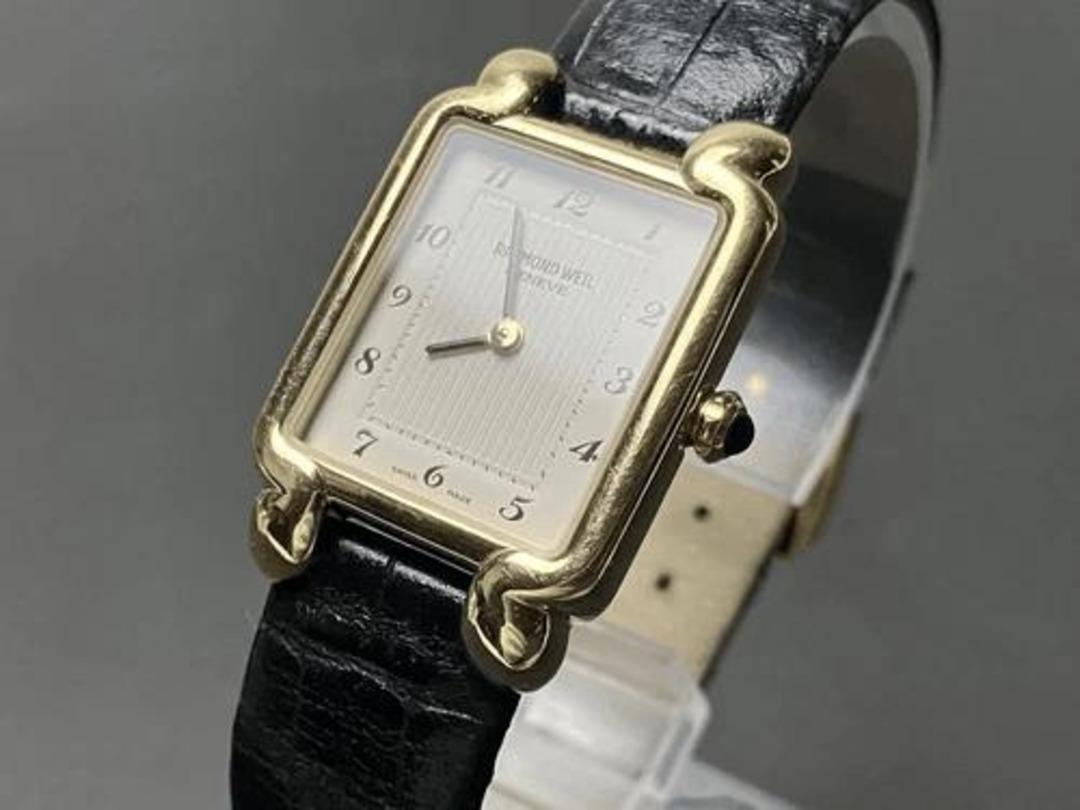 Reloj analógico de mujer Raymond Weil de oro amarillo de 18 quilates en Excelente estado para la venta en New York, NY