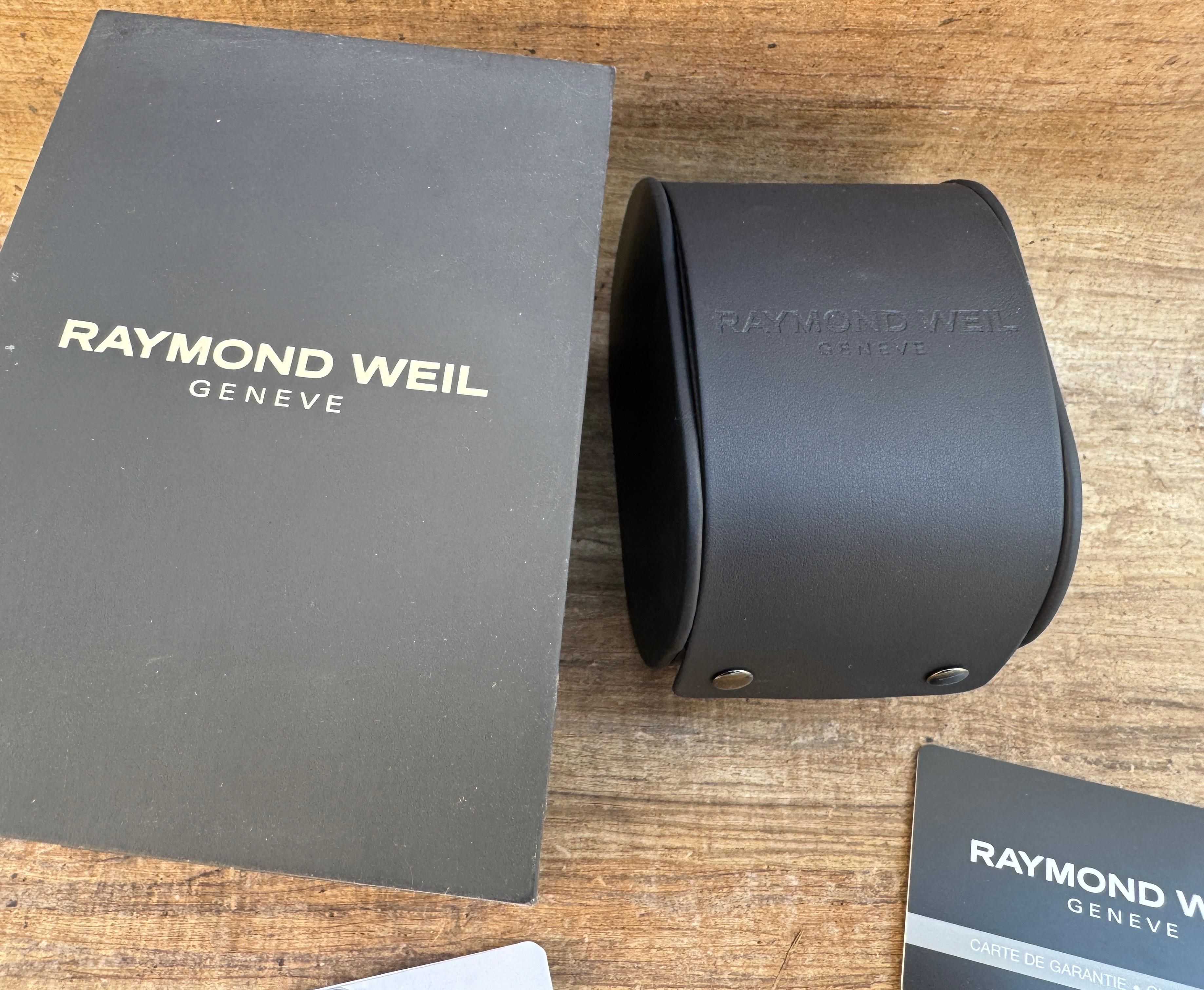 Raymond Weil Freelancer Chronograph 7741-ST3-50021 Montre complète en vente 15