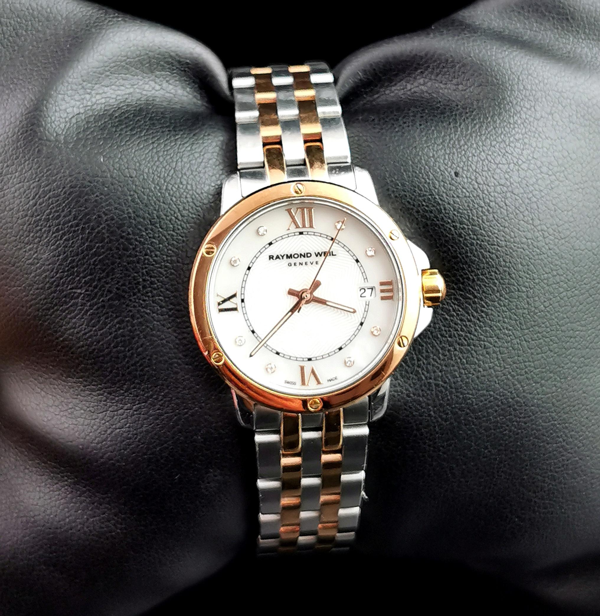 A superbly stylish Raymond Weil ladies Maestro wristwatch.

A gorgeous classic design this superbly crafted ladies watch features a rose gold plated stainless steel strap with a mother of pearl dial and diamond set face.

It has a sapphire crystal,