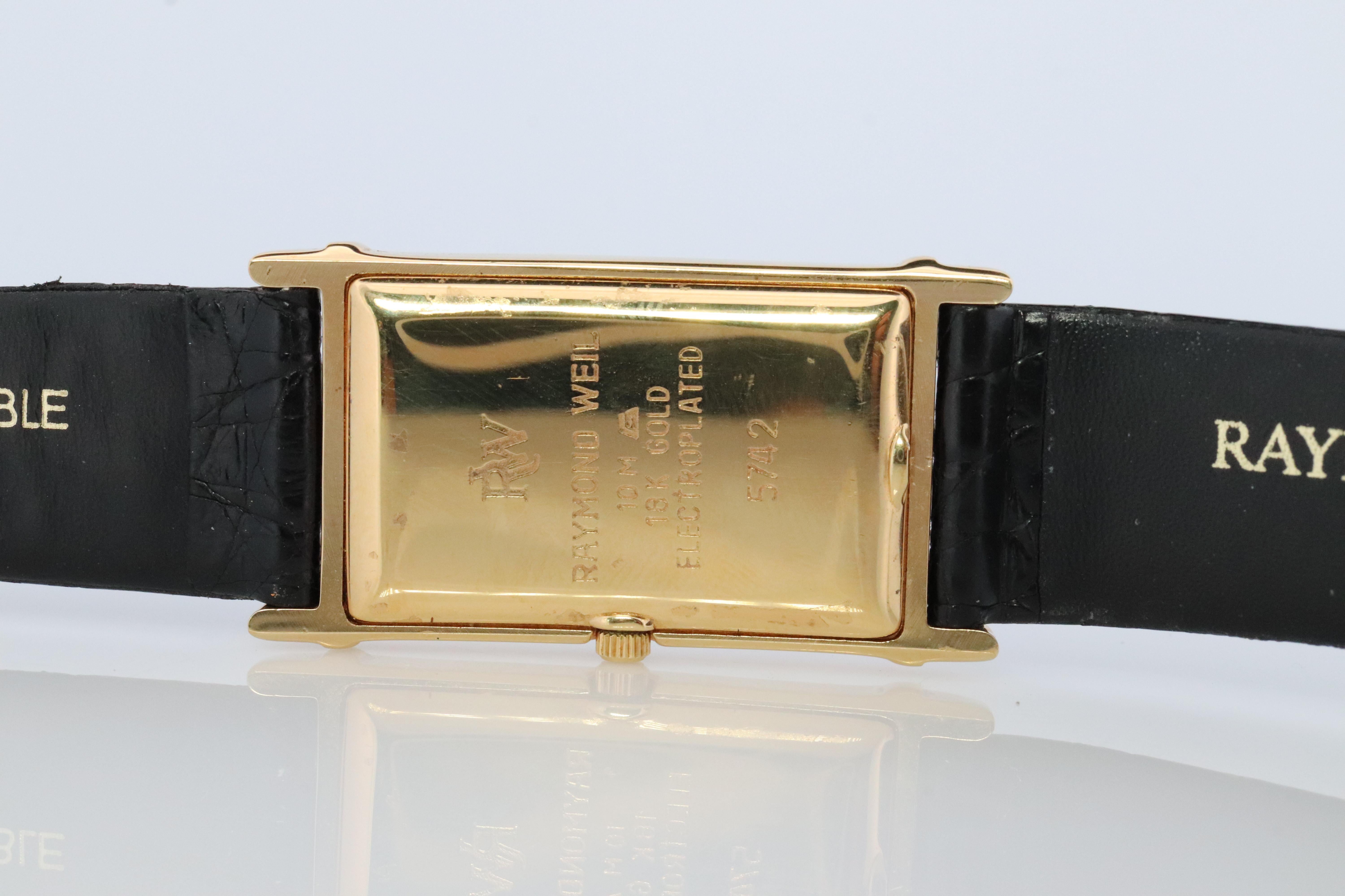 Donna Orologio da donna Raymond Weil. Serbatoio RW Carree 5742 placcato oro 18k. in vendita
