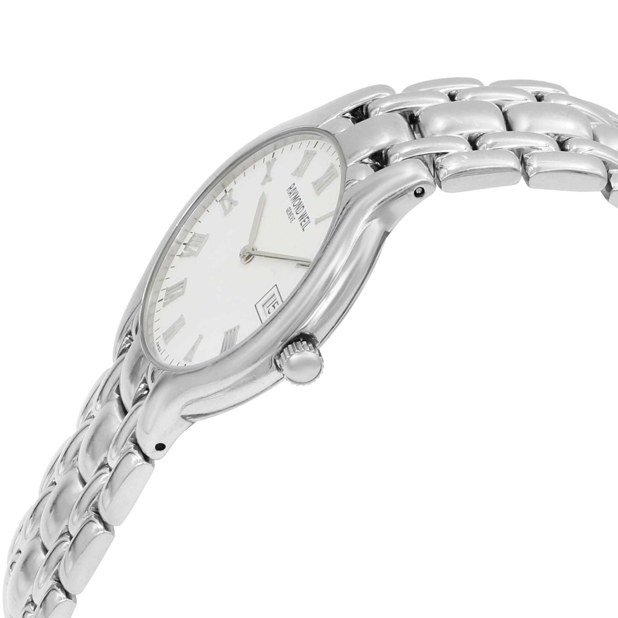 This pre-owned Raymond Weil Parsifal 8810-SSR is a beautiful Ladies timepiece that is powered by a quartz movement which is cased in a stainless steel case. It has a round shape face, date dial and has hand roman numerals style markers. It is