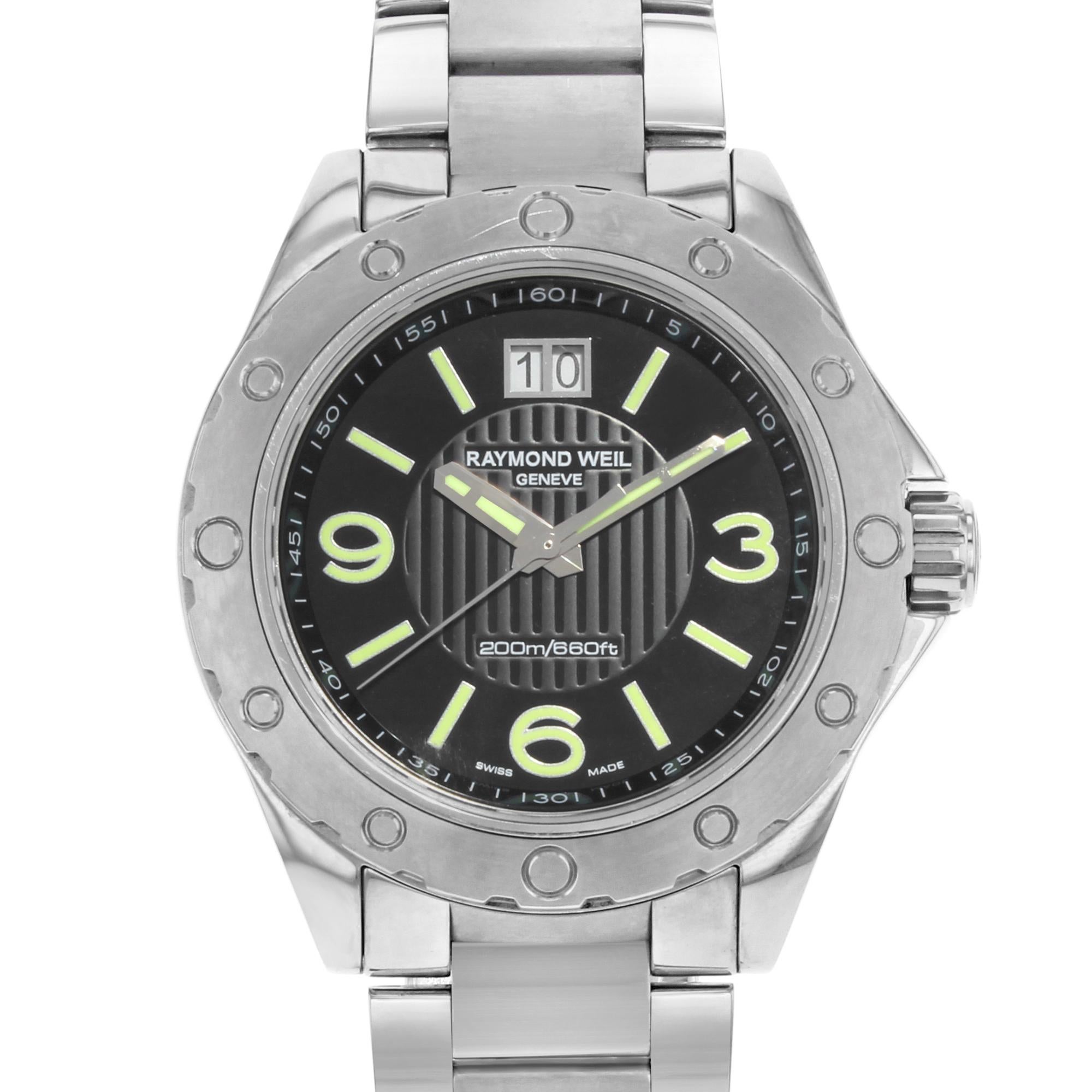 This display model Raymond Weil RW Sport 8100-ST-05207 is a beautiful men's timepiece that is powered by a quartz movement which is cased in a stainless steel case. It has a round shape face, date dial and has hand sticks & numerals style markers.