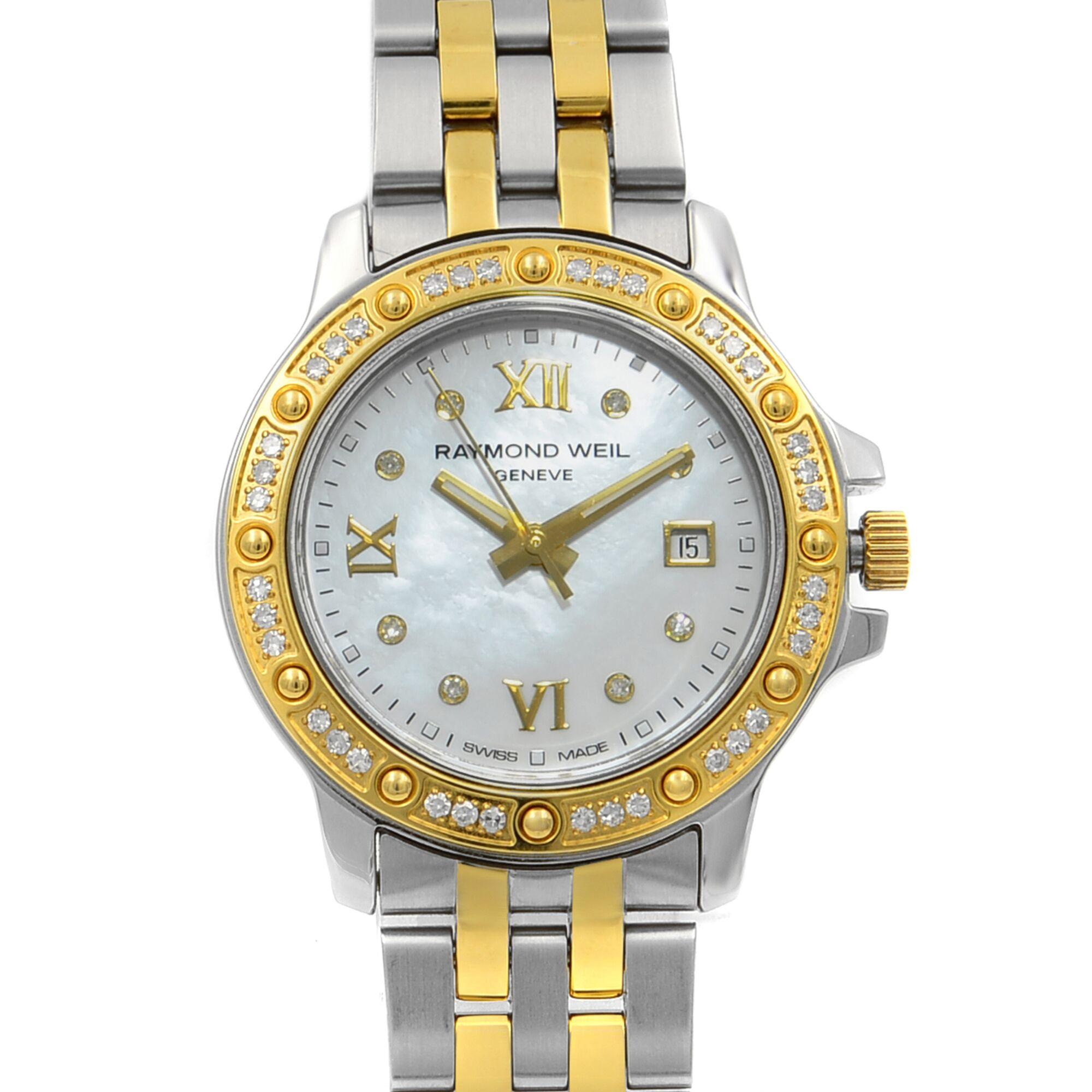 This pre-owned Raymond Weil Tango  5399-SPS-00995 is a beautiful Ladie's timepiece that is powered by quartz (battery) movement which is cased in a stainless steel case. It has a round shape face, date indicator dial and has hand diamonds, roman