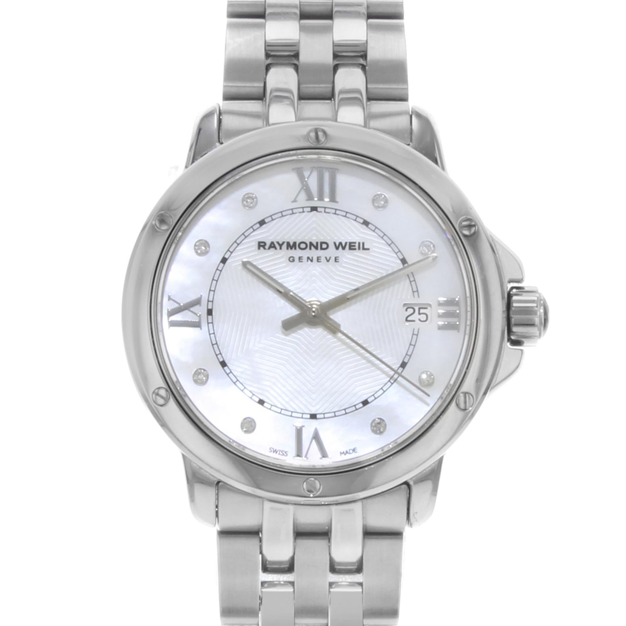 This display model Raymond Weil Tango 5391-ST-00995 is a beautiful Ladies timepiece that is powered by a quartz movement which is cased in a stainless steel case. It has a round shape face, date dial and has hand diamonds, roman numerals style