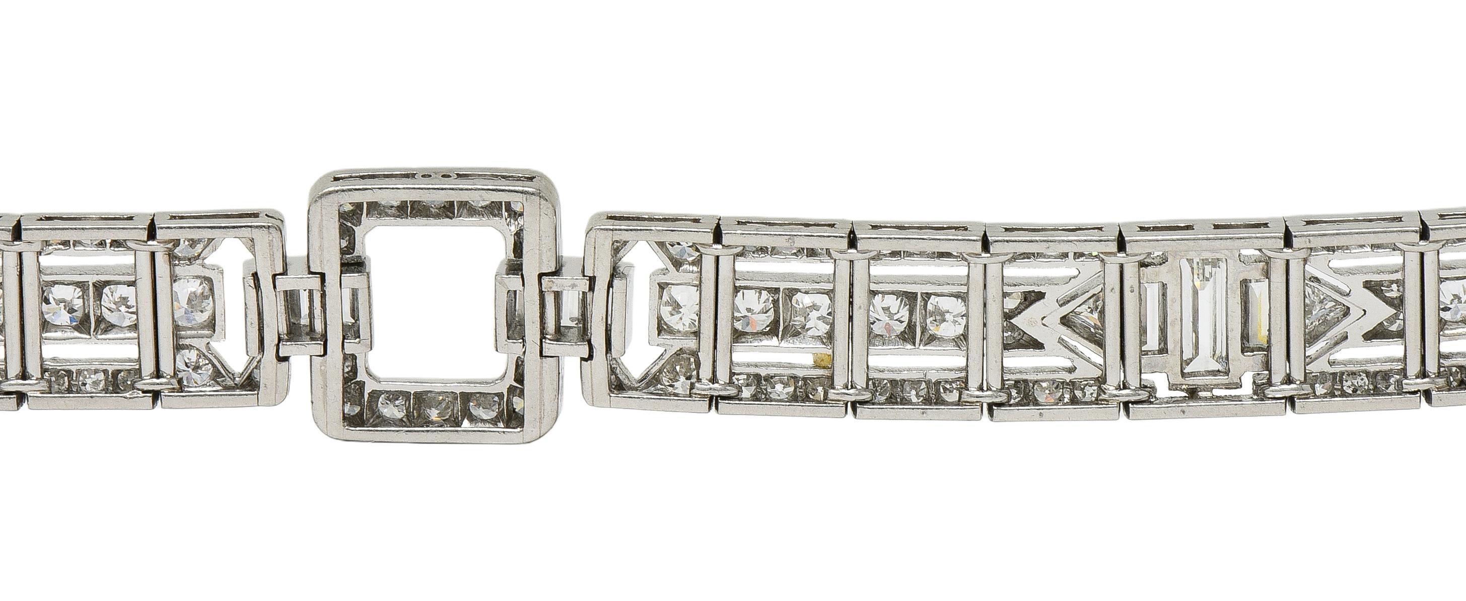 Raymond Yard Art Decó 9.00 CTW Diamond Platinum Vintage Buckle Line Pulsera en venta 4