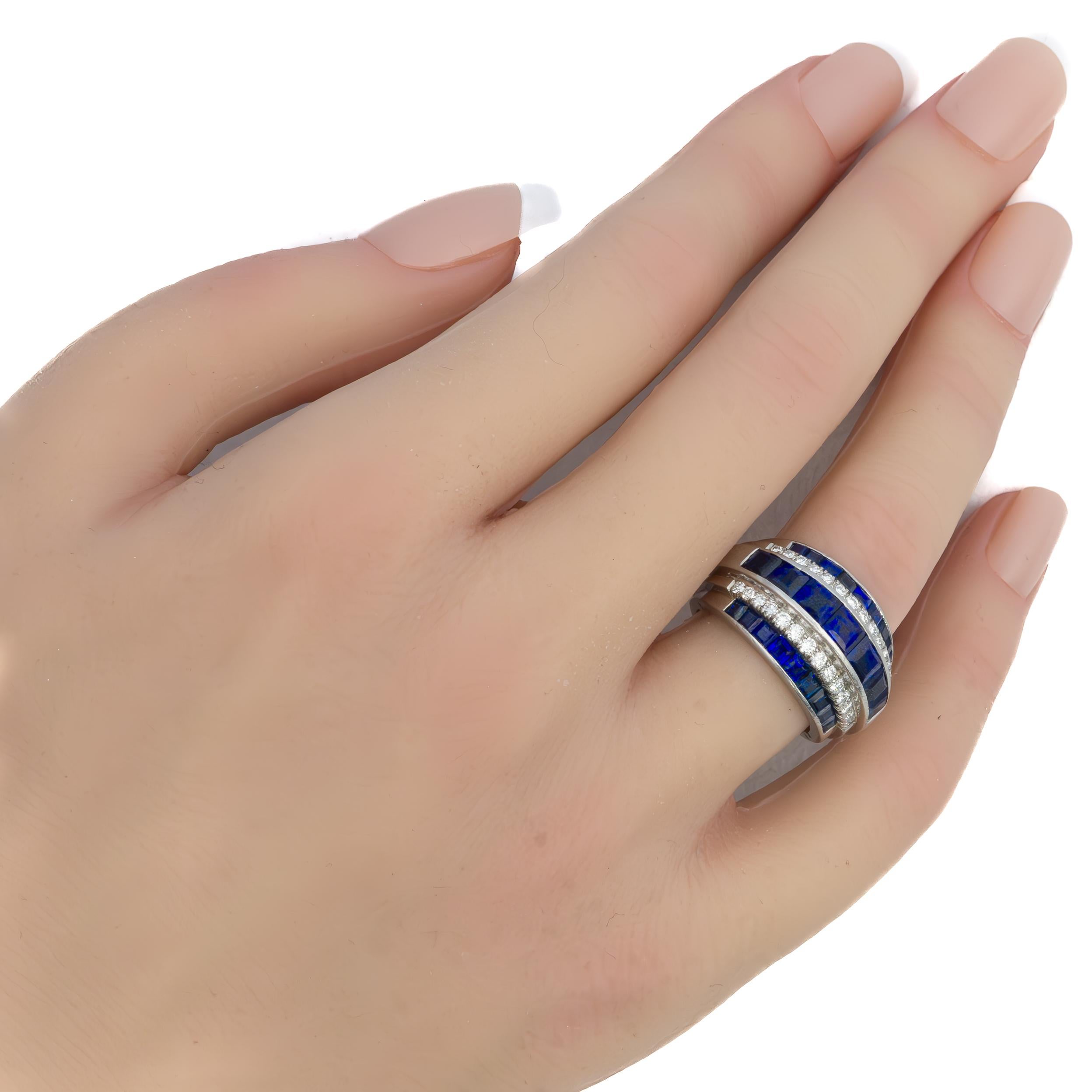 Raymond Yard Sapphire and Diamond Ring In Excellent Condition For Sale In New York, NY