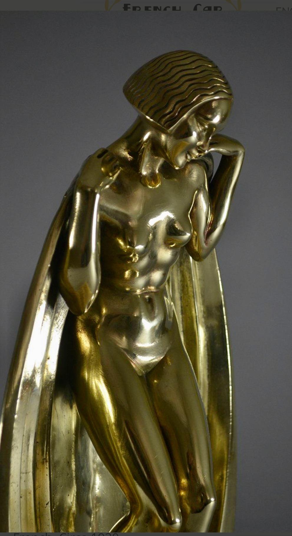 French Raymonde Guerbe Rare Art Deco Bronze Sculpture Lady with Cape Guillemard Edition For Sale