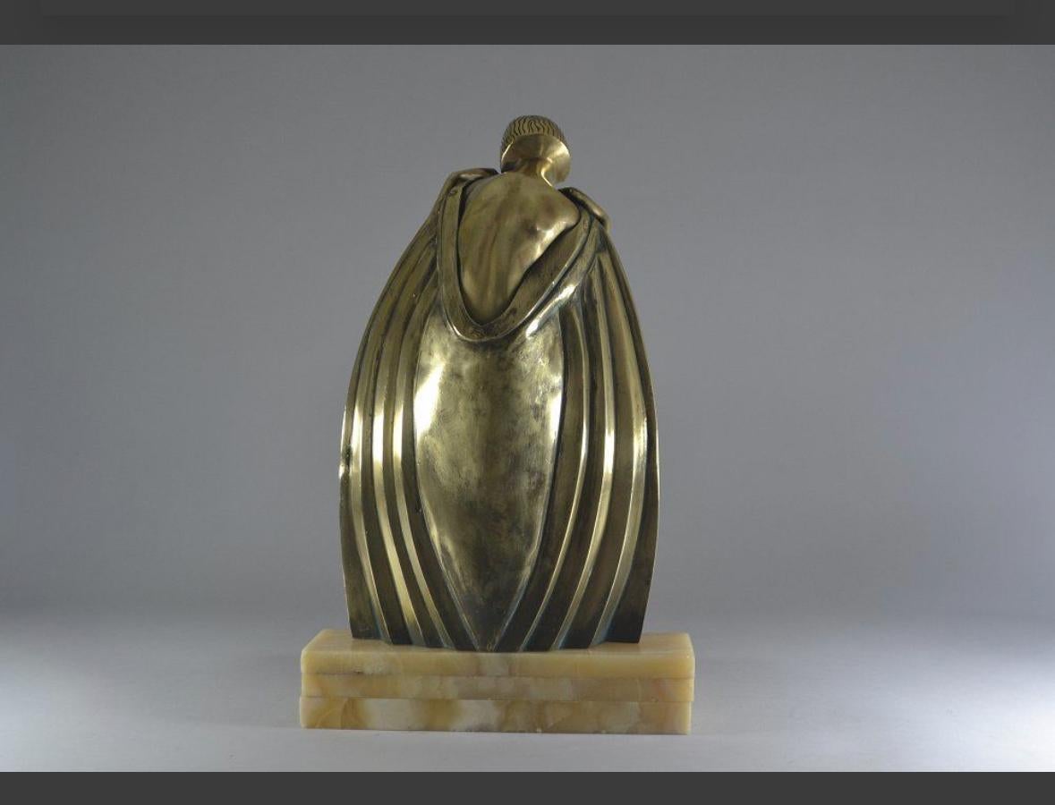 Raymonde Guerbe Rare Art Deco Bronze Sculpture Lady with Cape Guillemard Edition In Good Condition For Sale In Oakland, CA