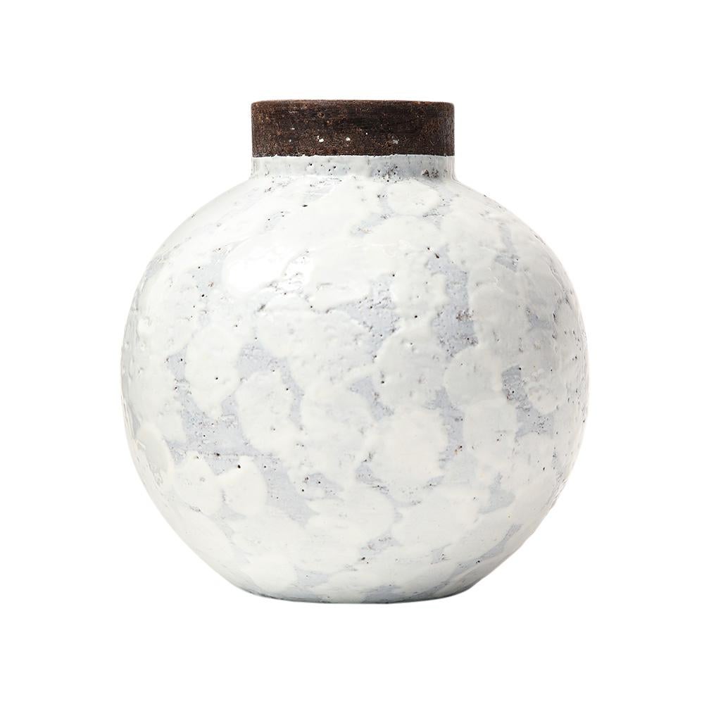 Raymor Bitossi White Ball Vase, Ceramic, Signed For Sale 7